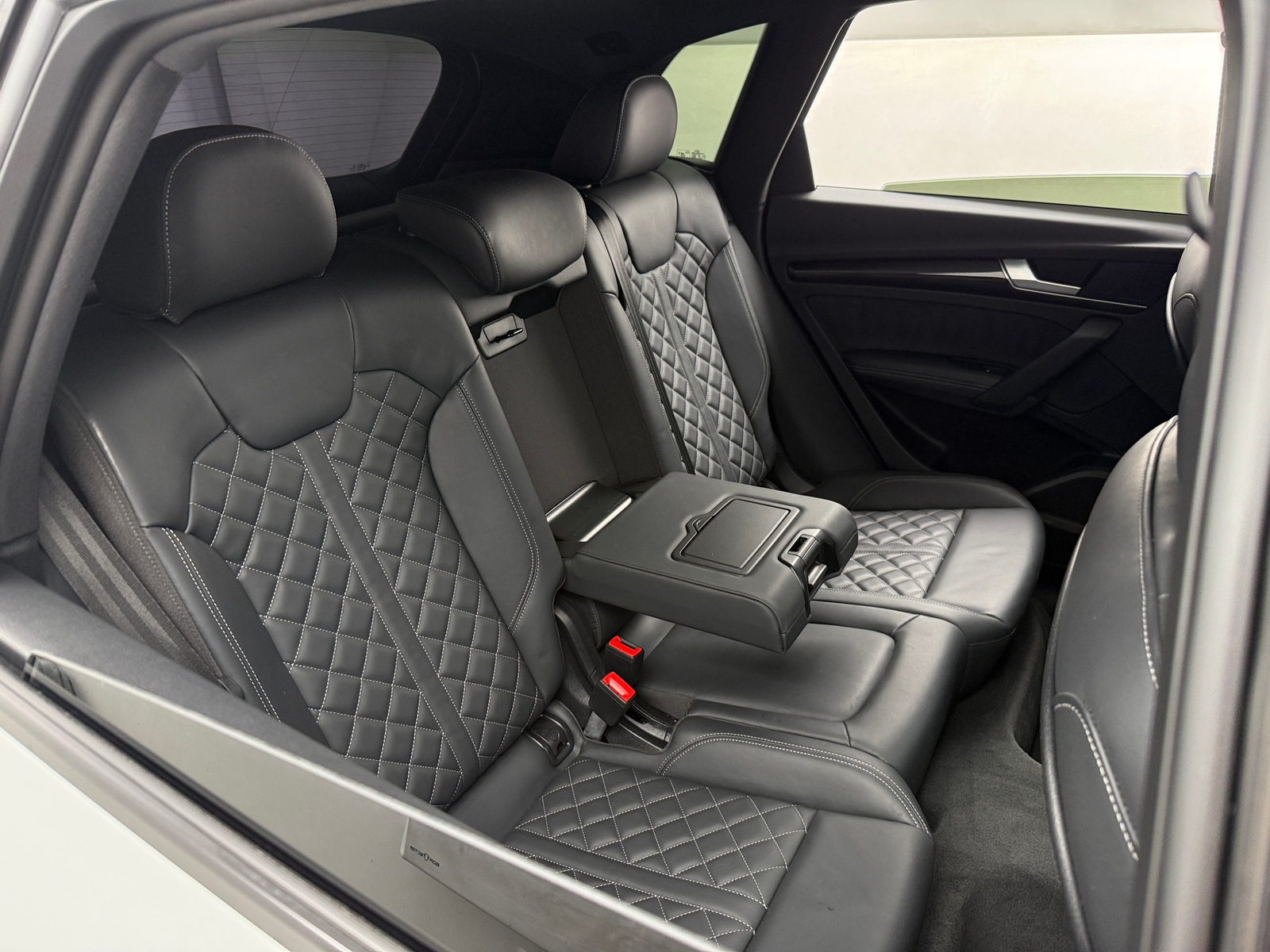 Thumbnail: 2023 Audi SQ5 - 5