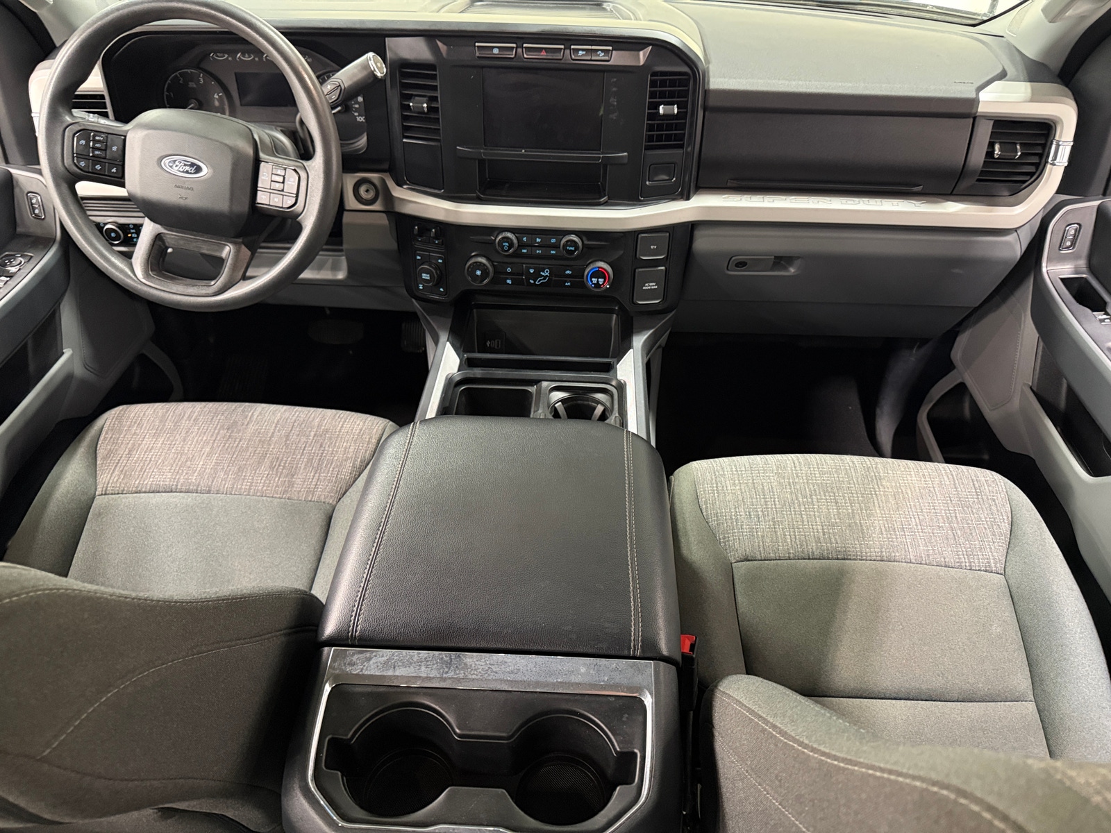 Thumbnail: 2024 Ford Econoline - 3