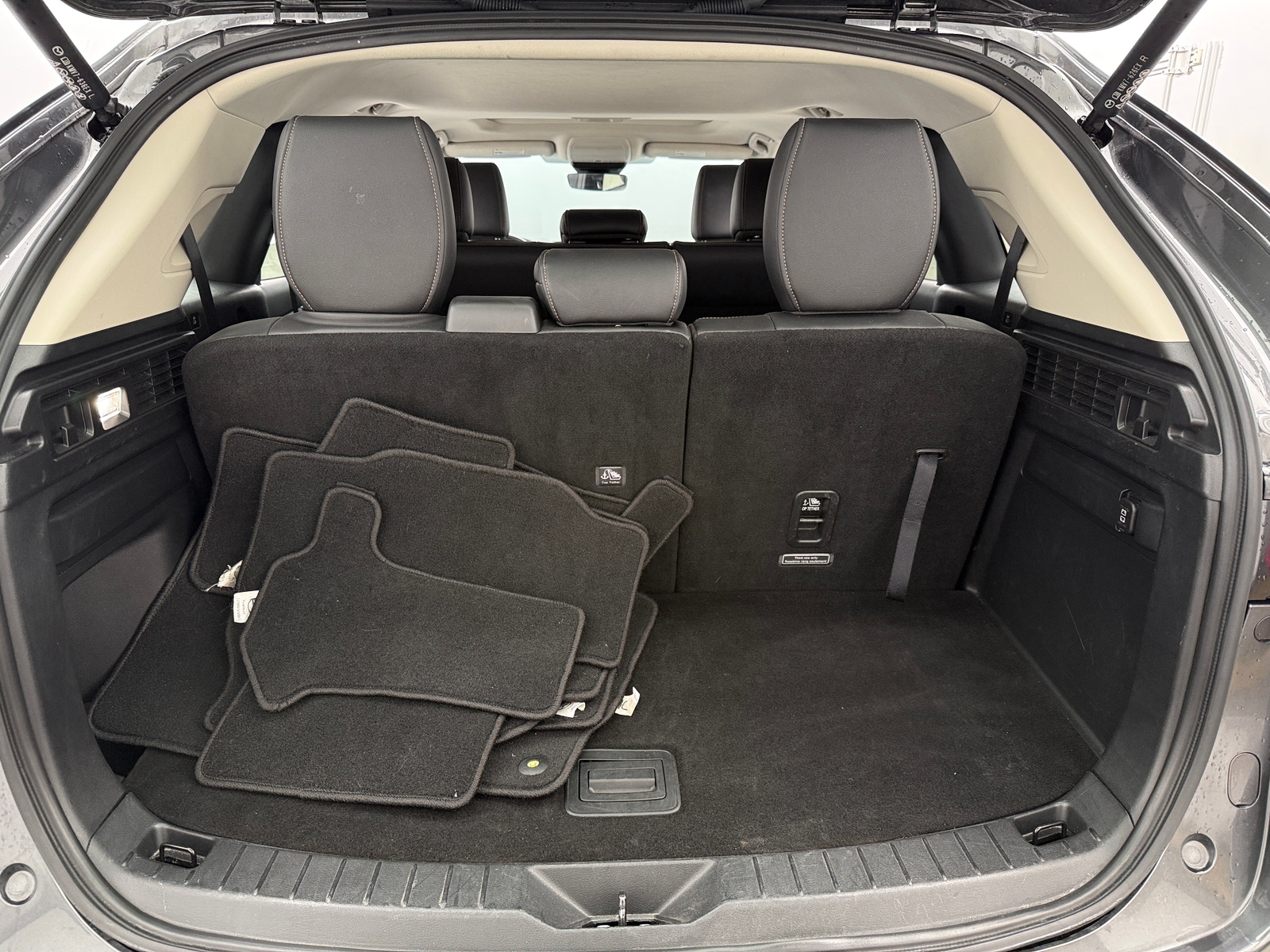 Thumbnail: 2024 Mazda CX-90 - 6