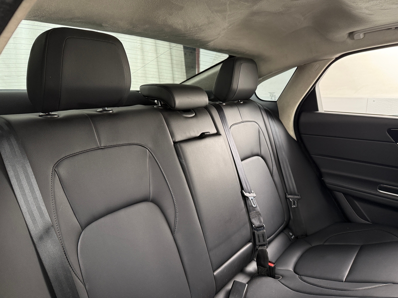 Thumbnail: 2020 Jaguar XF - 5