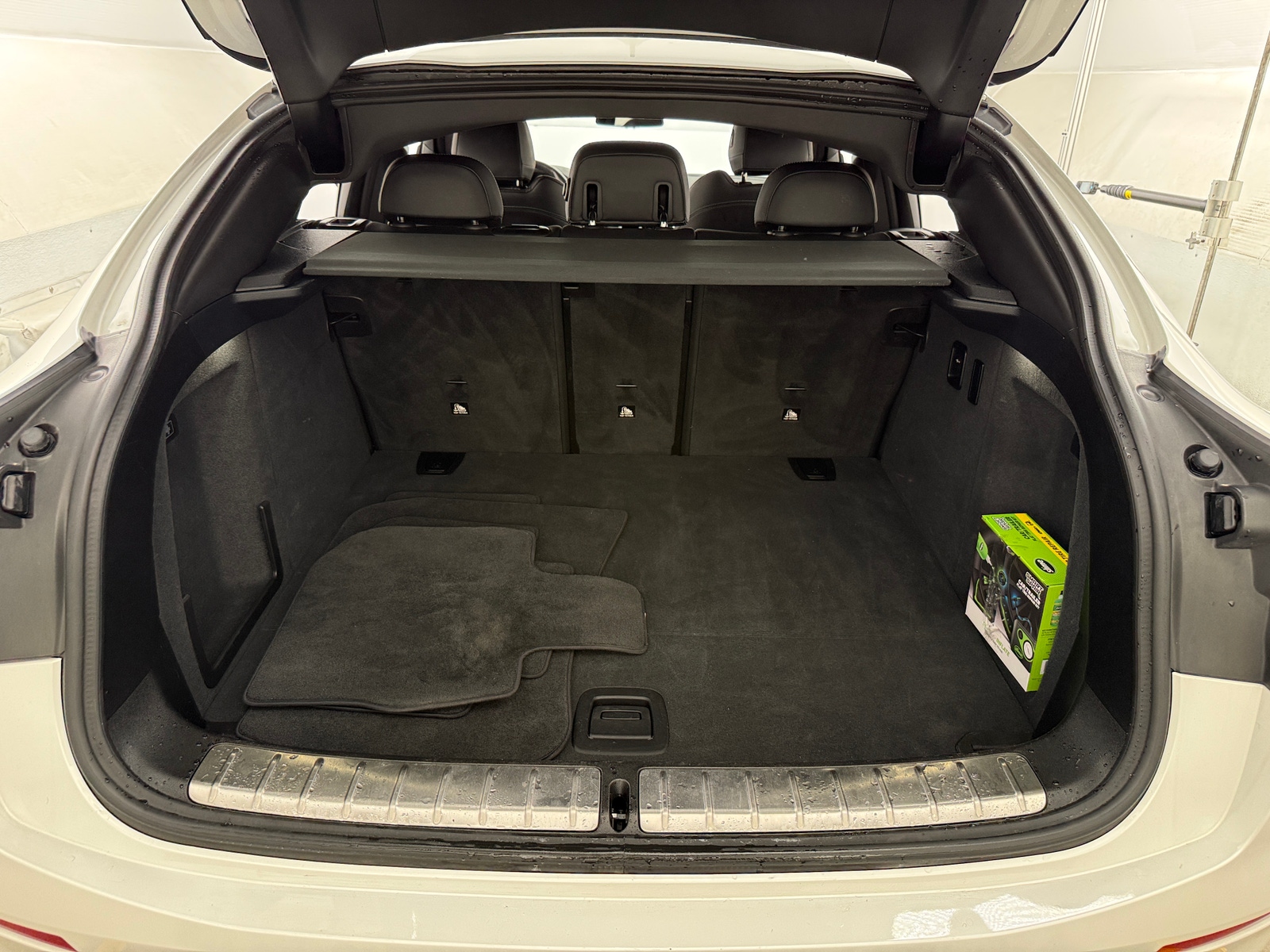 Thumbnail: 2024 BMW X4 - 6