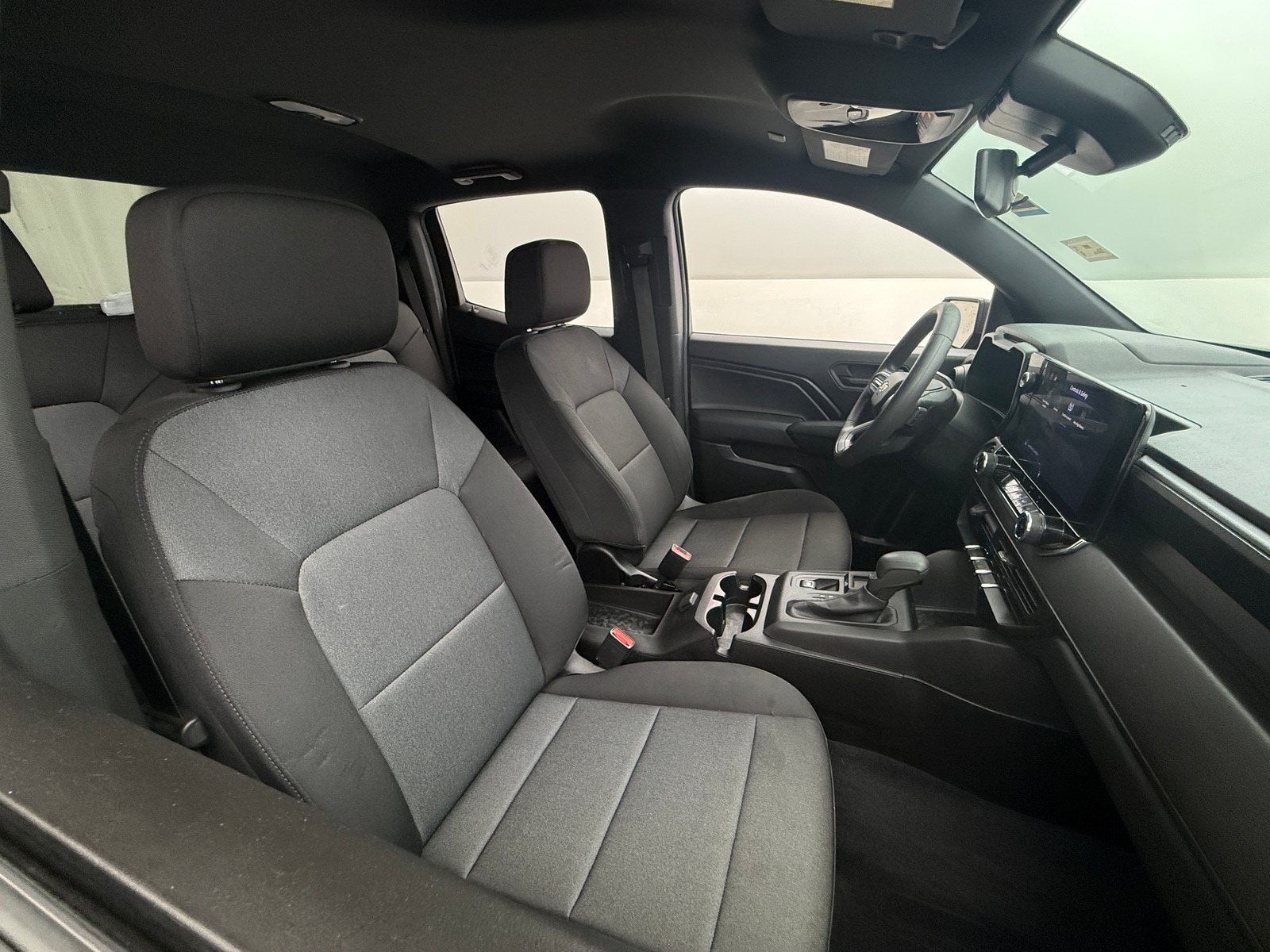 Thumbnail: 2024 Chevrolet Colorado - 2