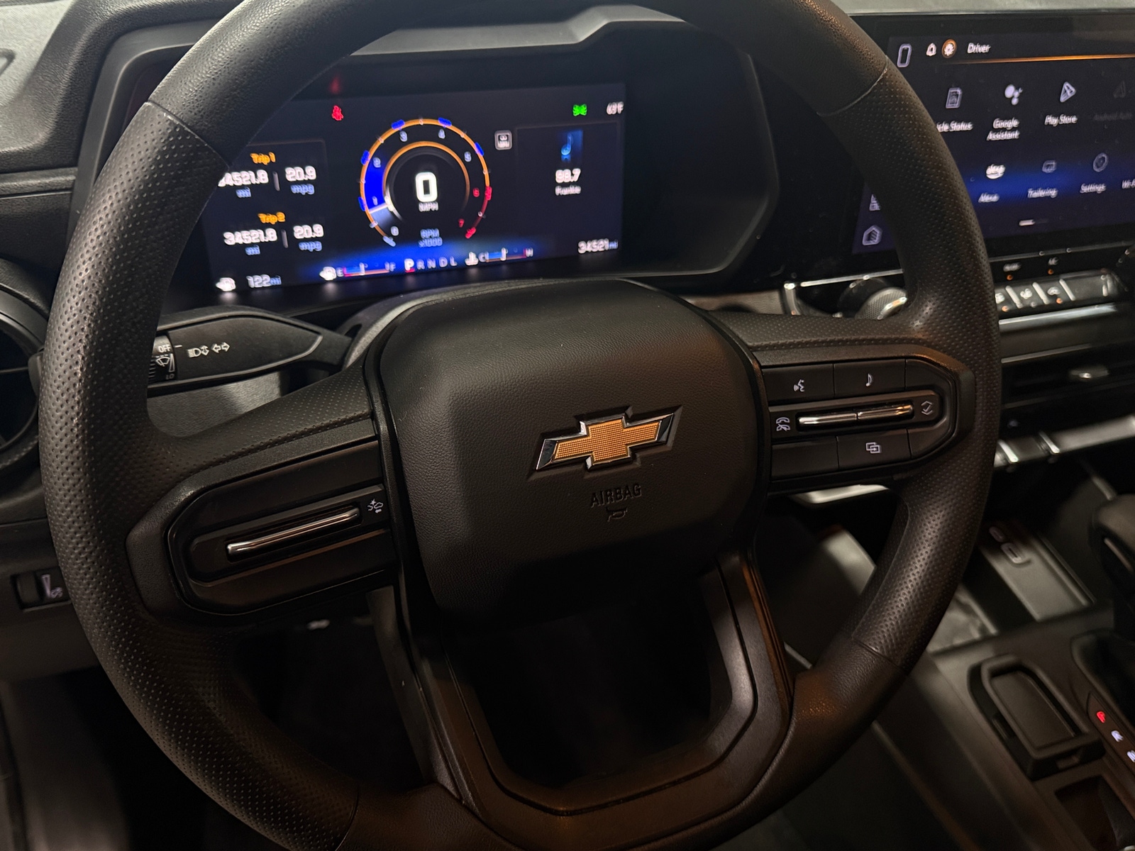 Thumbnail: 2024 Chevrolet Colorado - 5