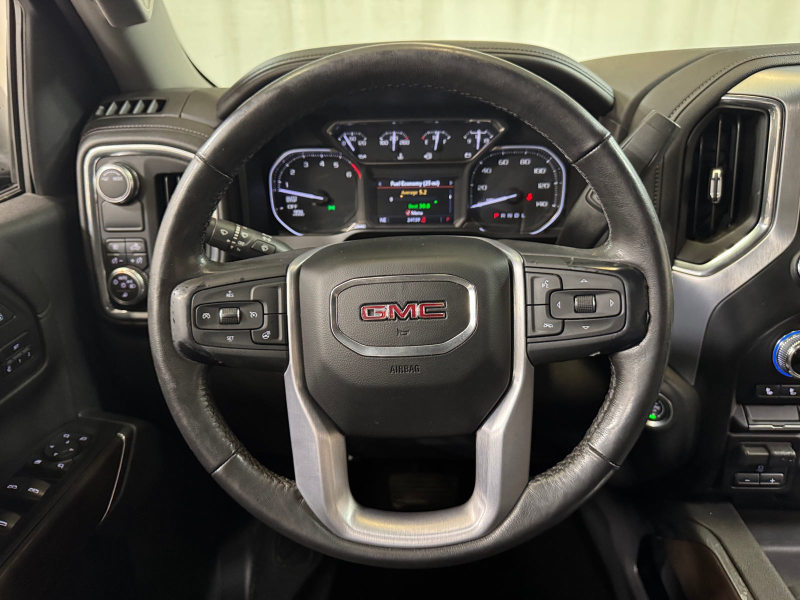 Thumbnail: 2020 GMC Sierra 1500 - 4