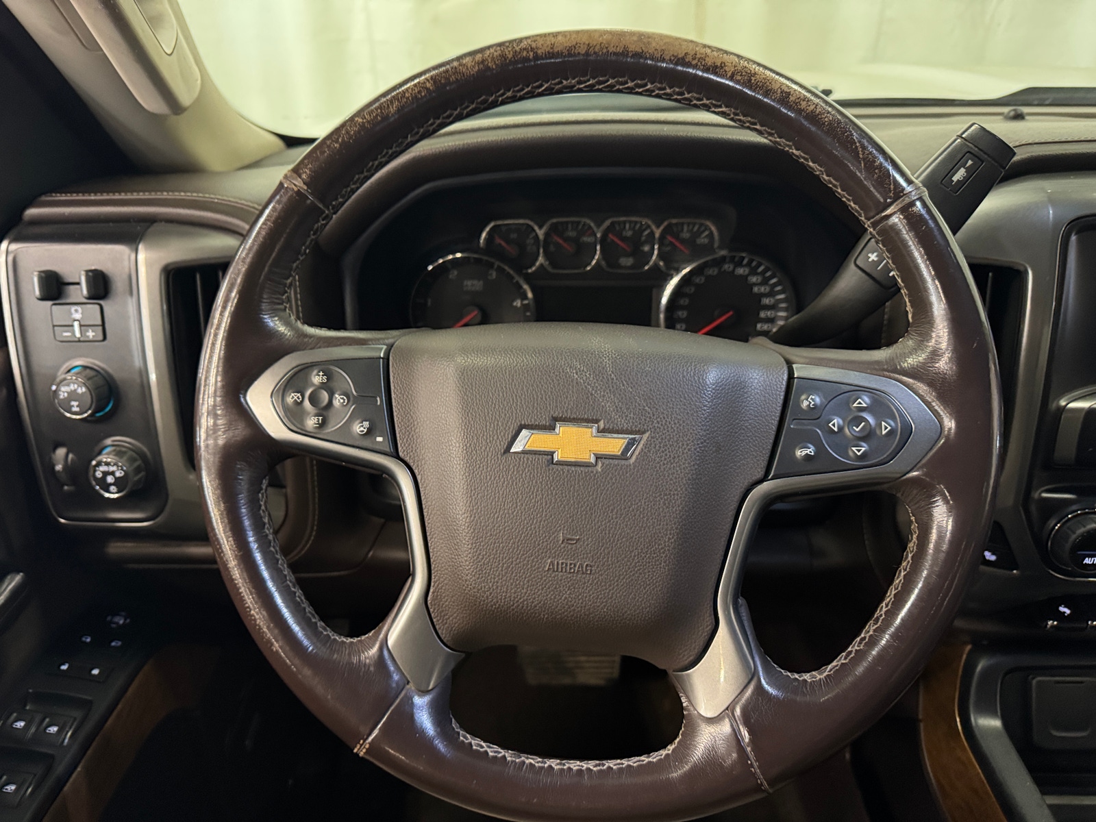 Thumbnail: 2015 Chevrolet Silverado 3500 - 4