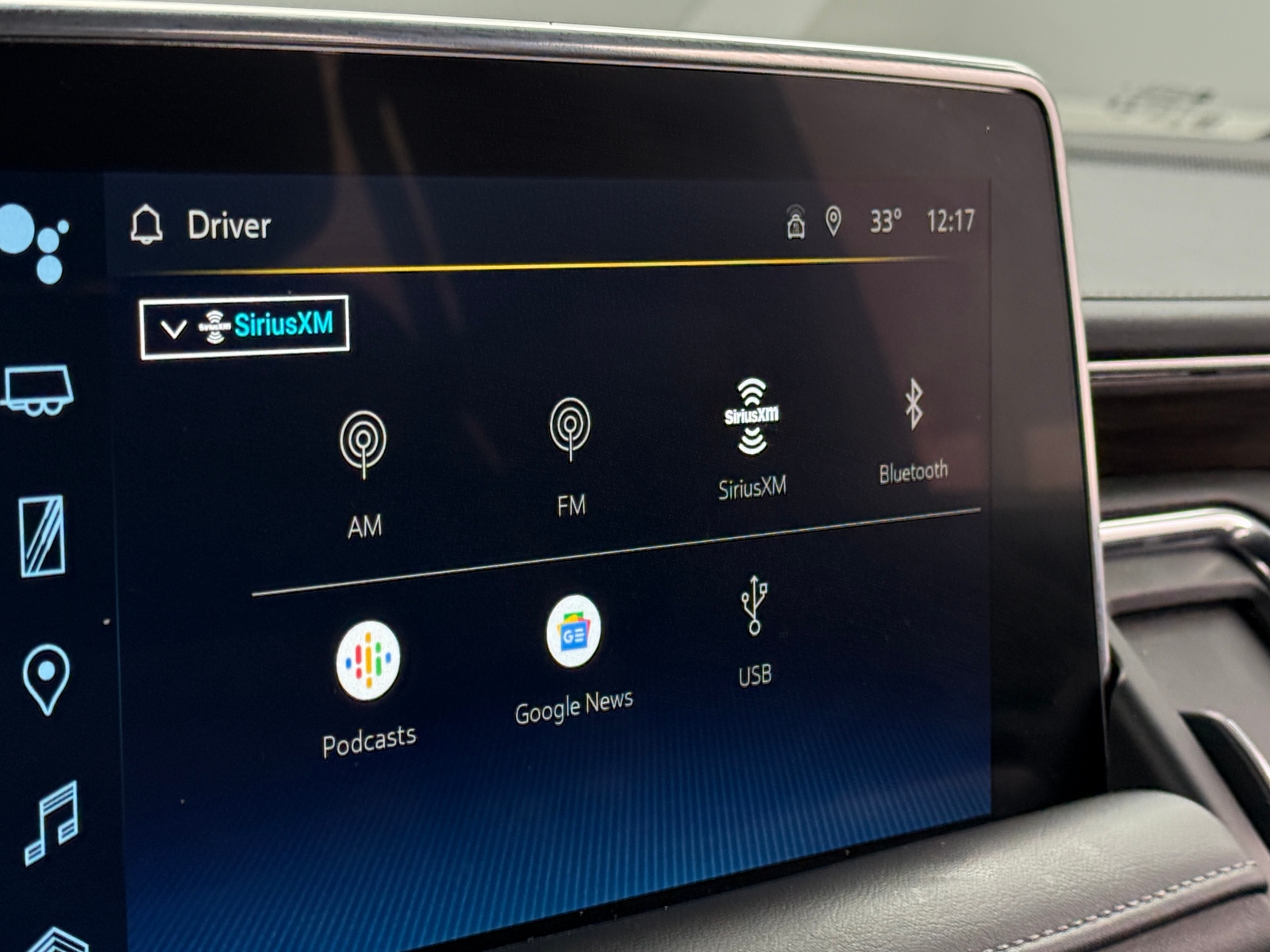 Thumbnail: 2022 Chevrolet Suburban - 3