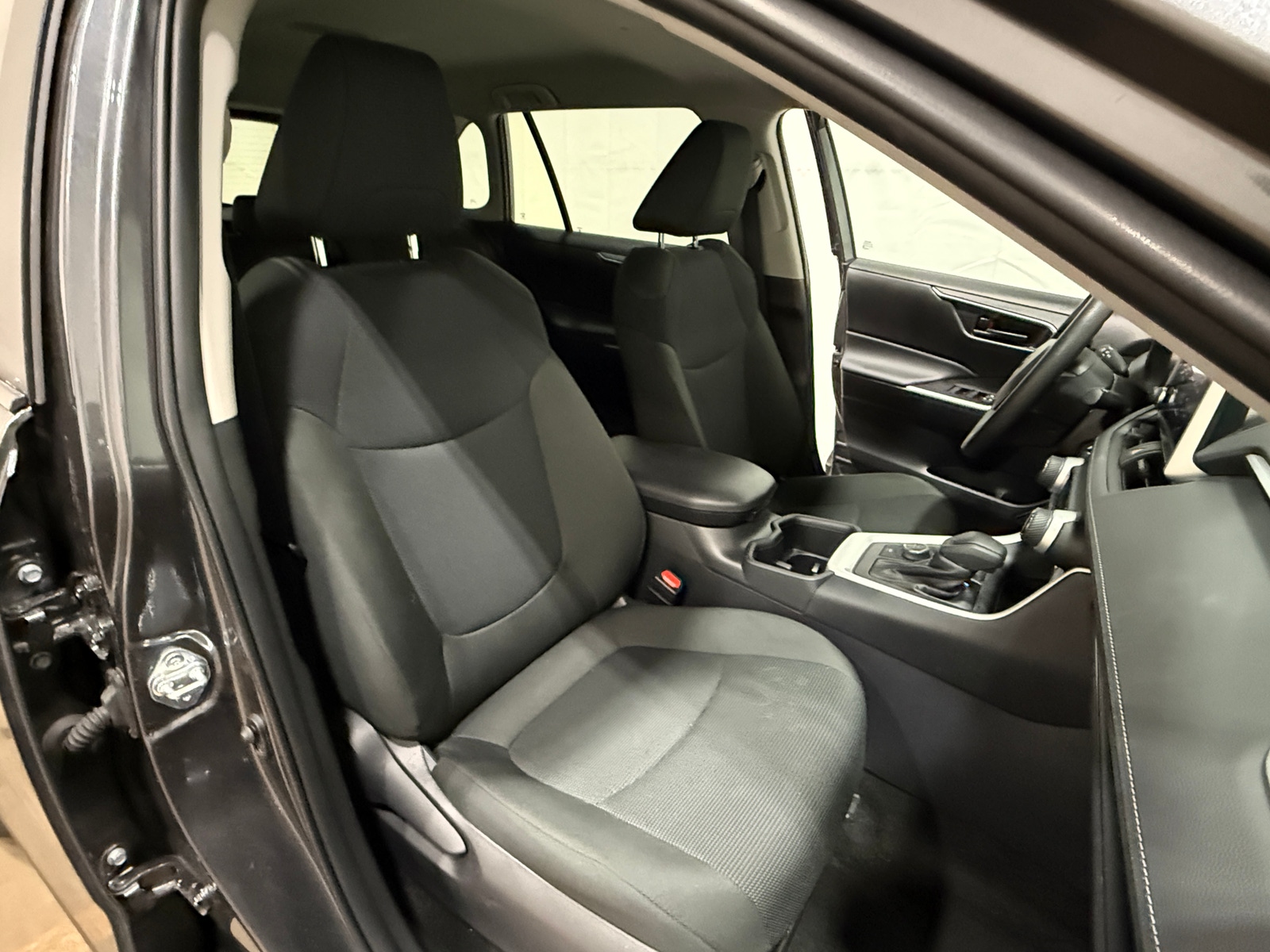 Thumbnail: 2025 Toyota RAV4 - 2