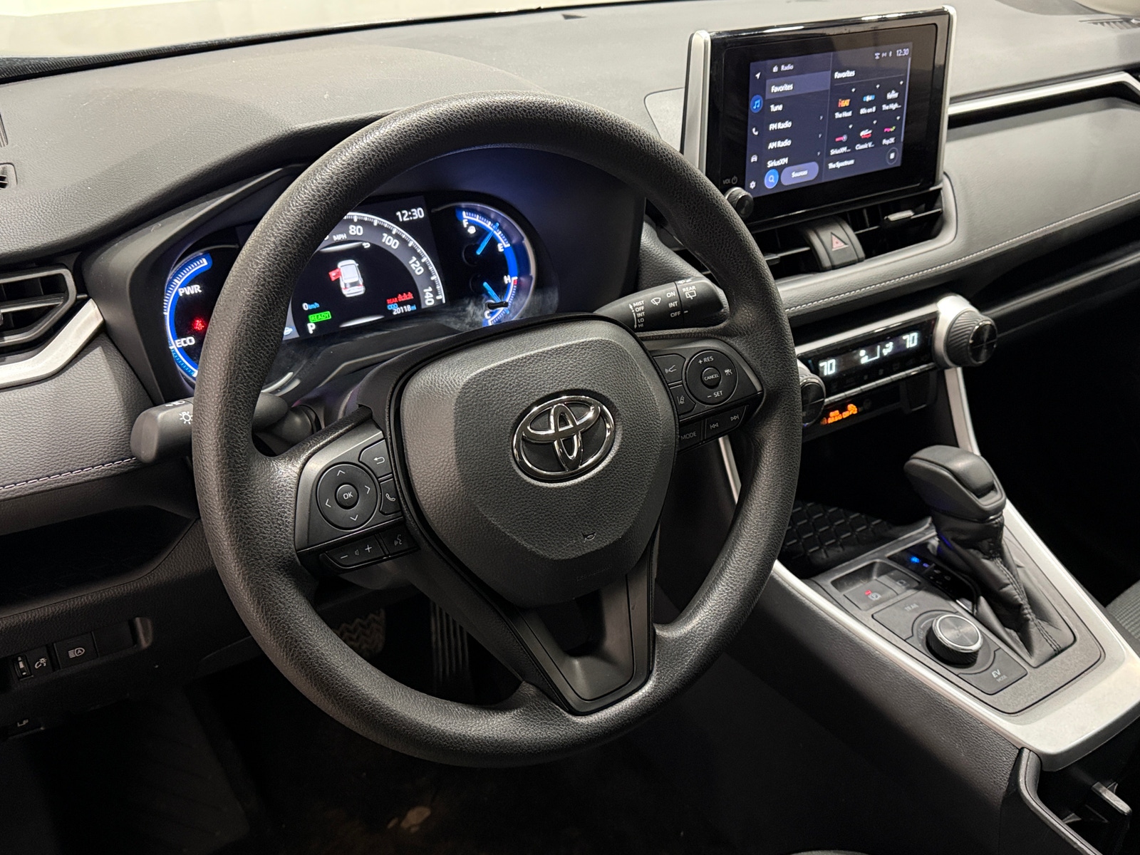 Thumbnail: 2025 Toyota RAV4 - 5