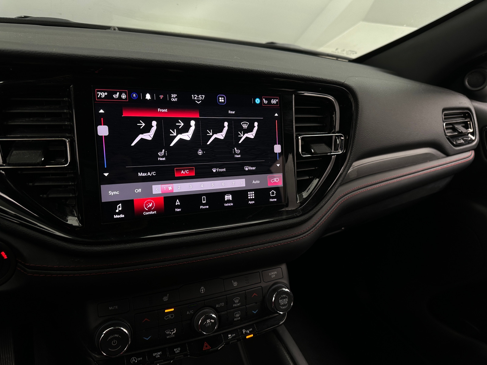 Thumbnail: 2025 Dodge Durango - 4