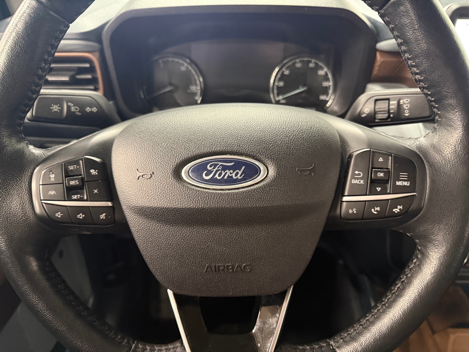 Thumbnail: 2022 Ford Maverick - 4