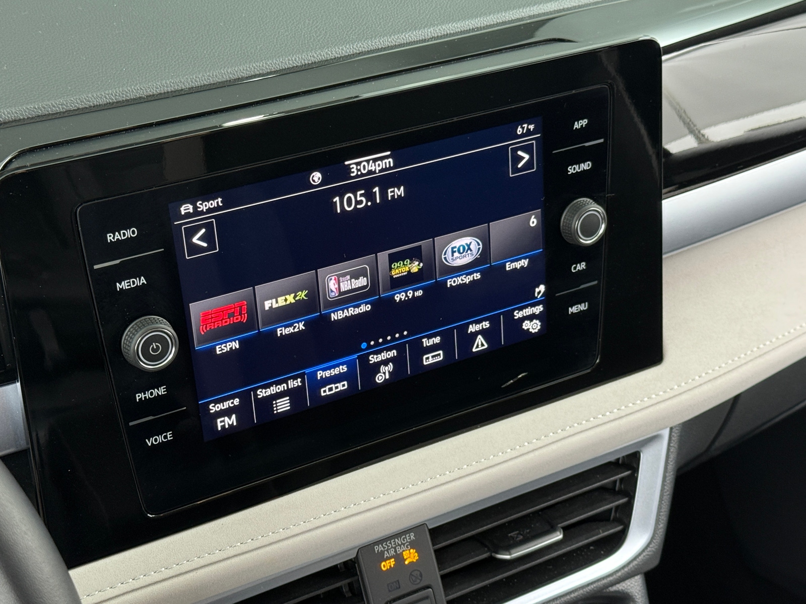 Thumbnail: 2025 Volkswagen Taos - 3