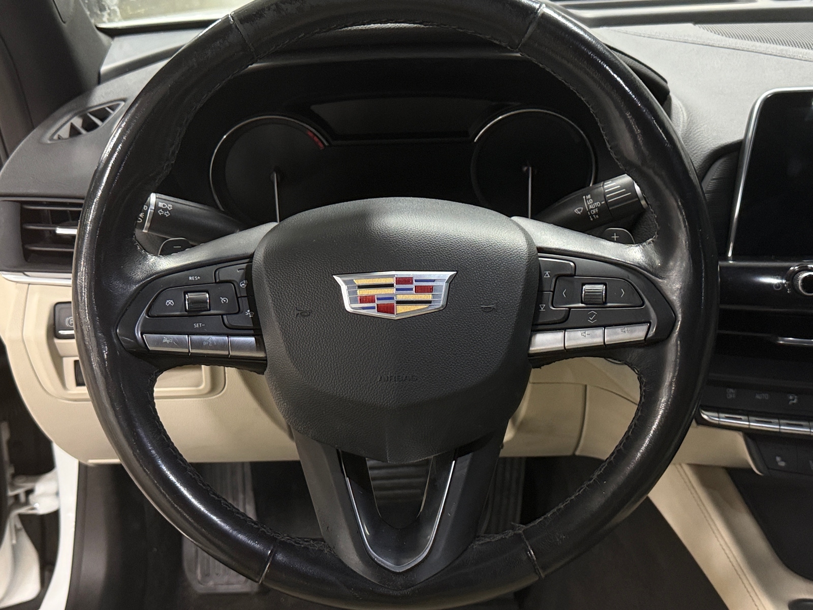 Thumbnail: 2021 Cadillac CT4 - 4