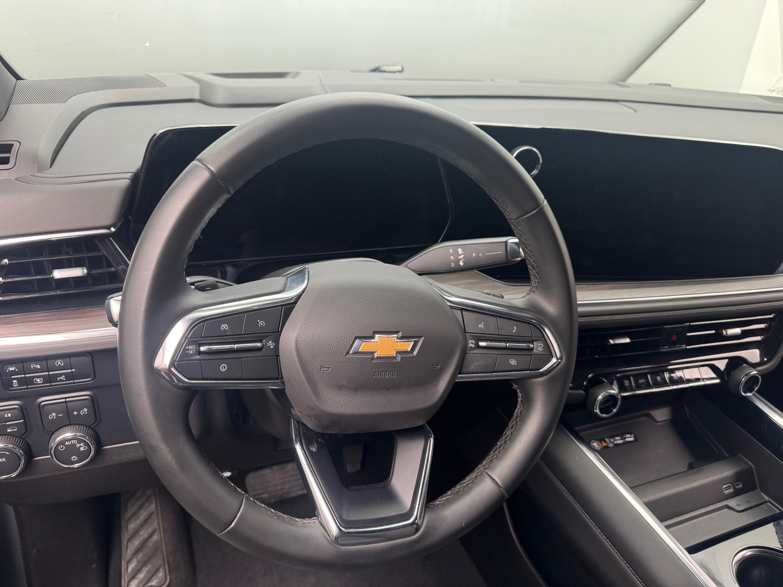 Thumbnail: 2025 Chevrolet Tahoe - 4