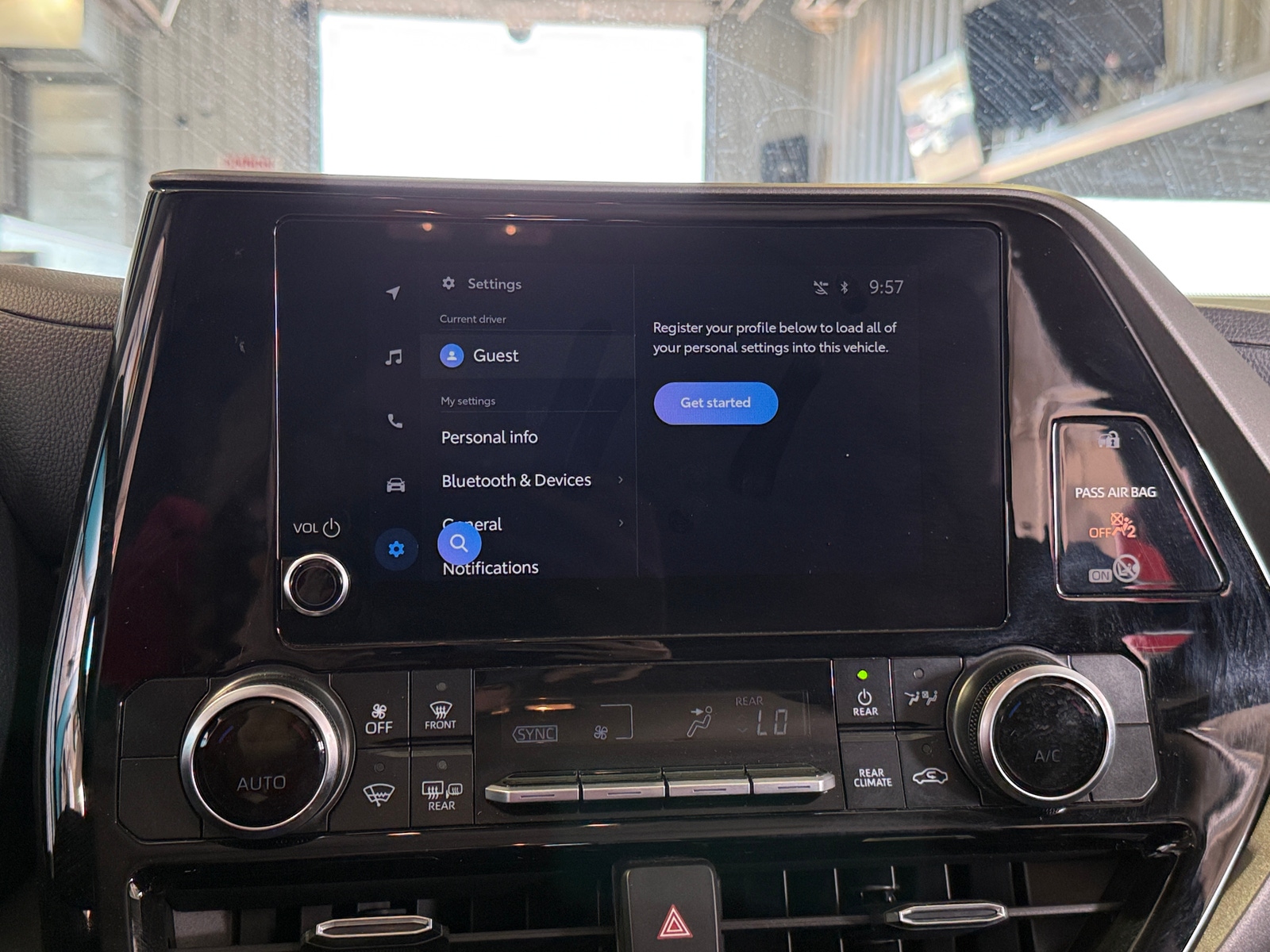 Thumbnail: 2025 Toyota Highlander - 4