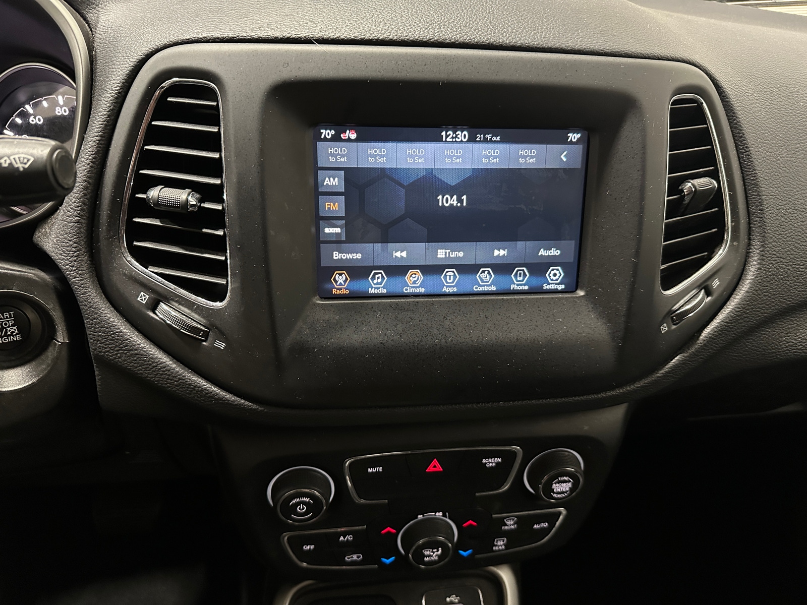 Thumbnail: 2019 Jeep Compass - 4