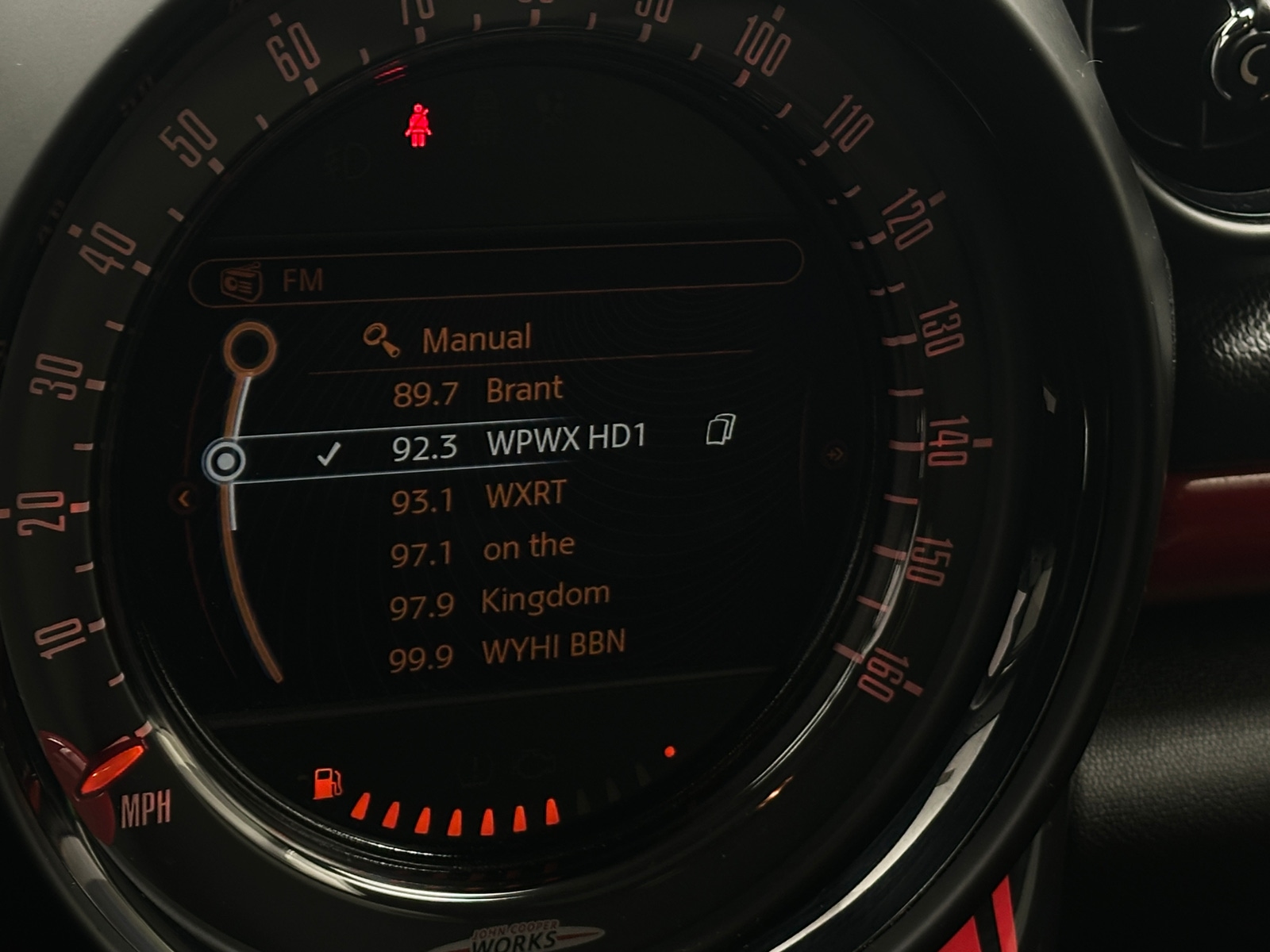 Thumbnail: 2016 MINI Cooper Countryman - 3