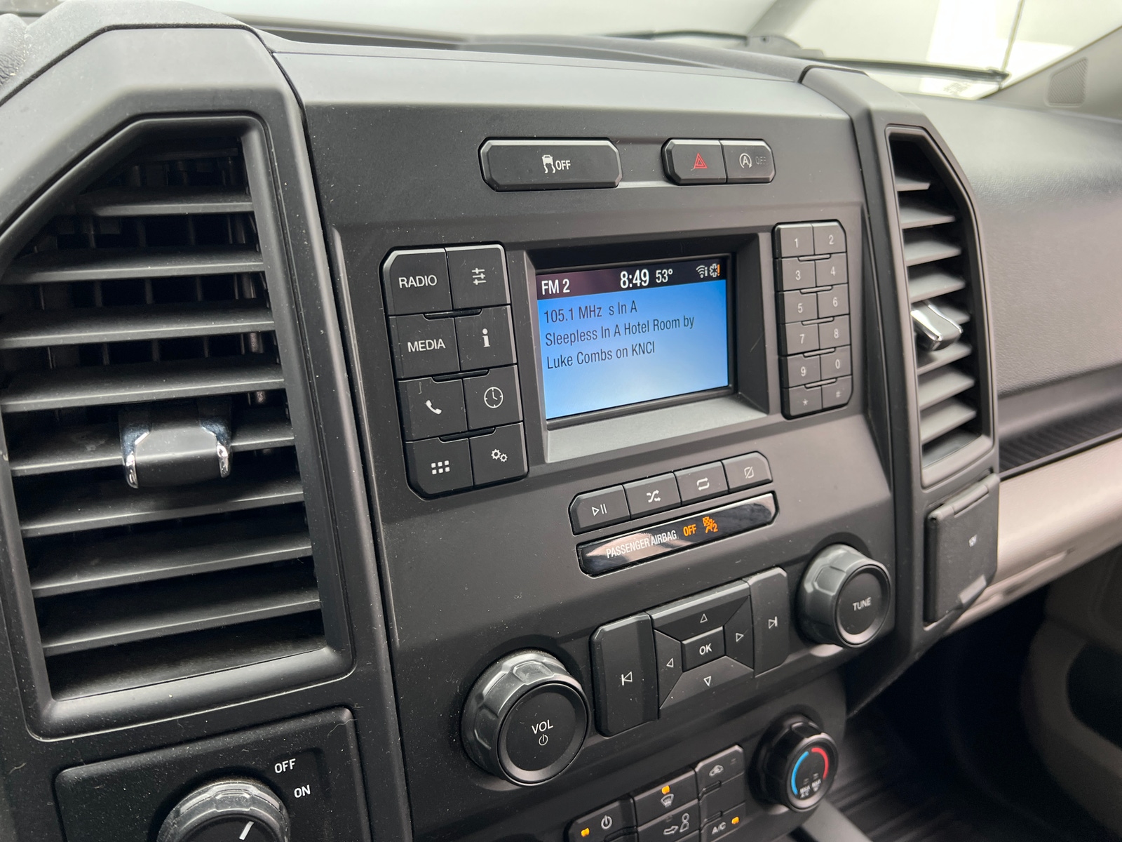 Thumbnail: 2020 Ford Econoline - 4