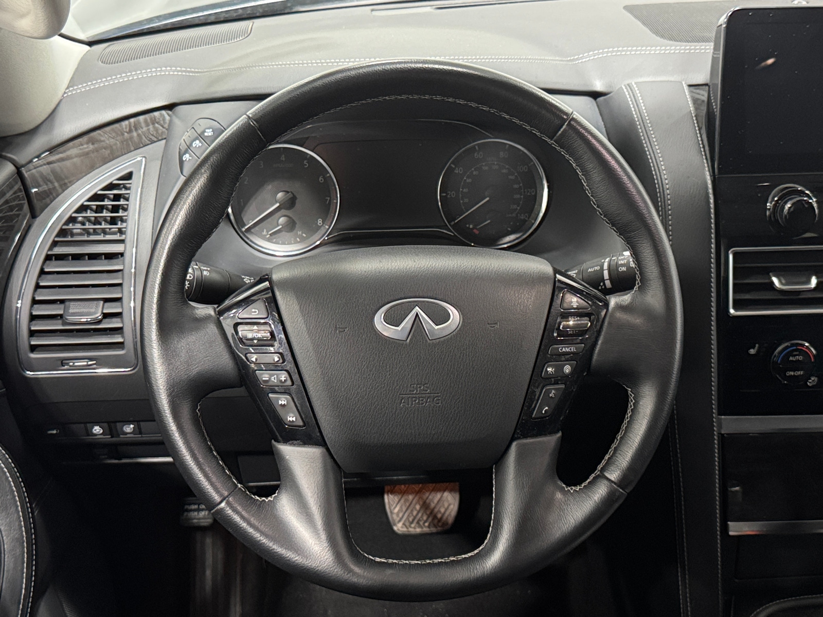 Thumbnail: 2024 INFINITI QX80 - 4