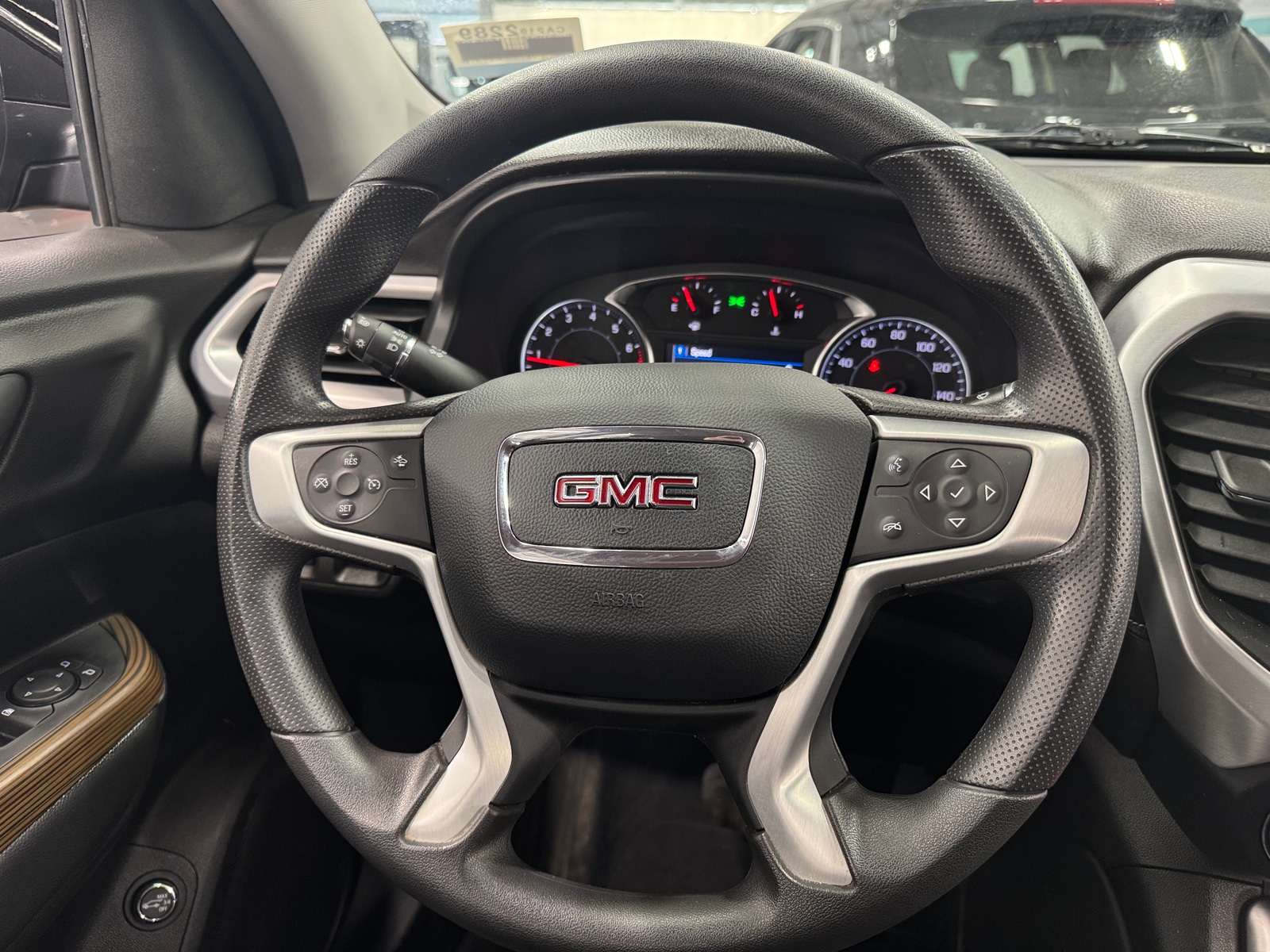 Thumbnail: 2023 GMC Acadia - 5