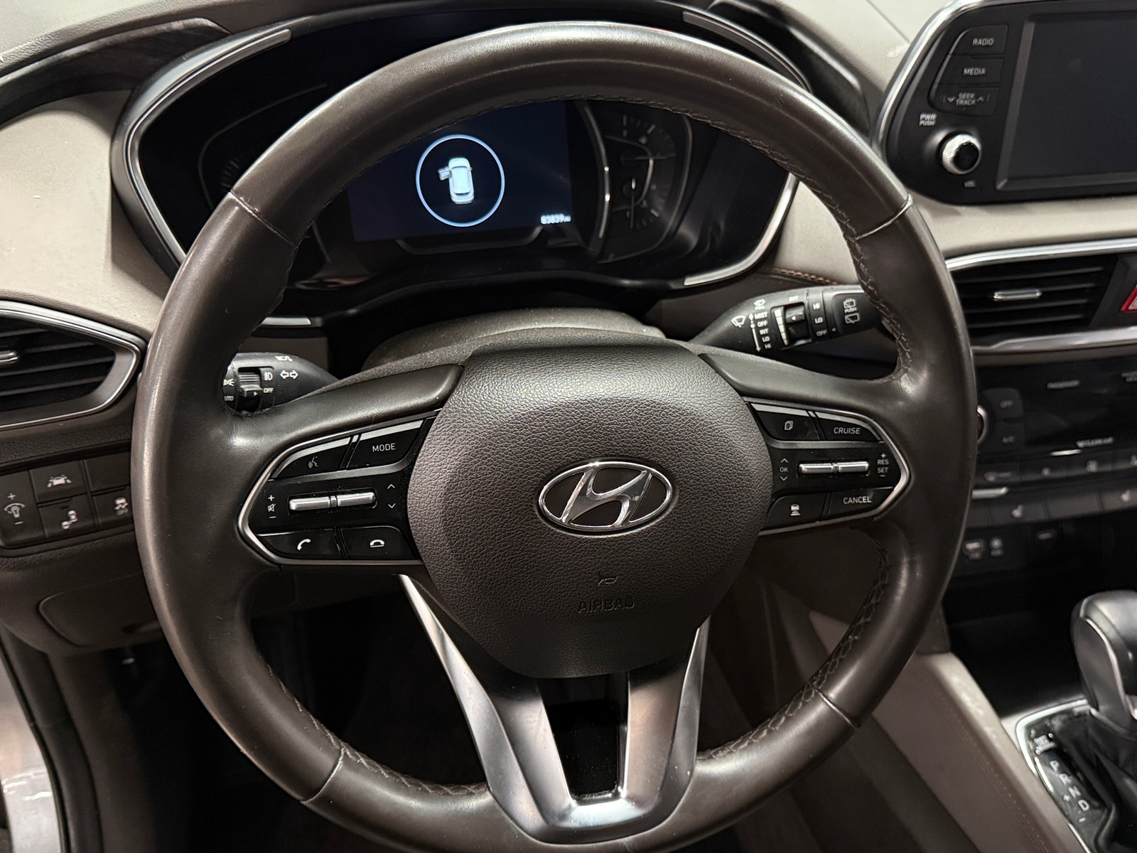 Thumbnail: 2019 Hyundai Santa Fe - 4