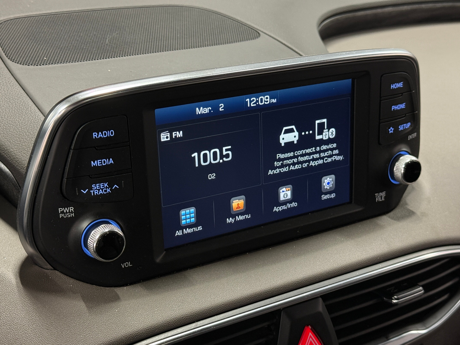 Thumbnail: 2019 Hyundai Santa Fe - 3