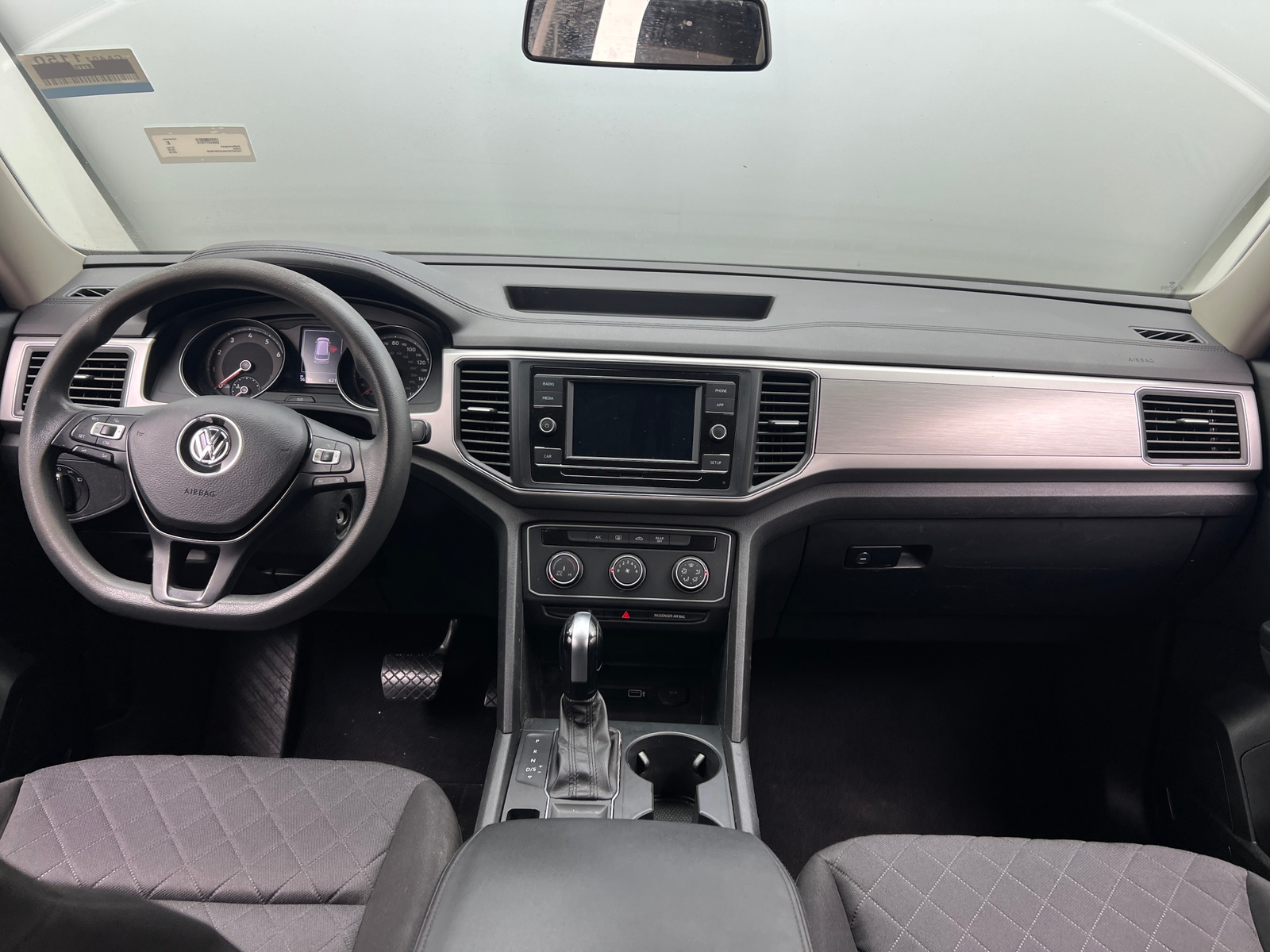 Thumbnail: 2018 Volkswagen Atlas - 3