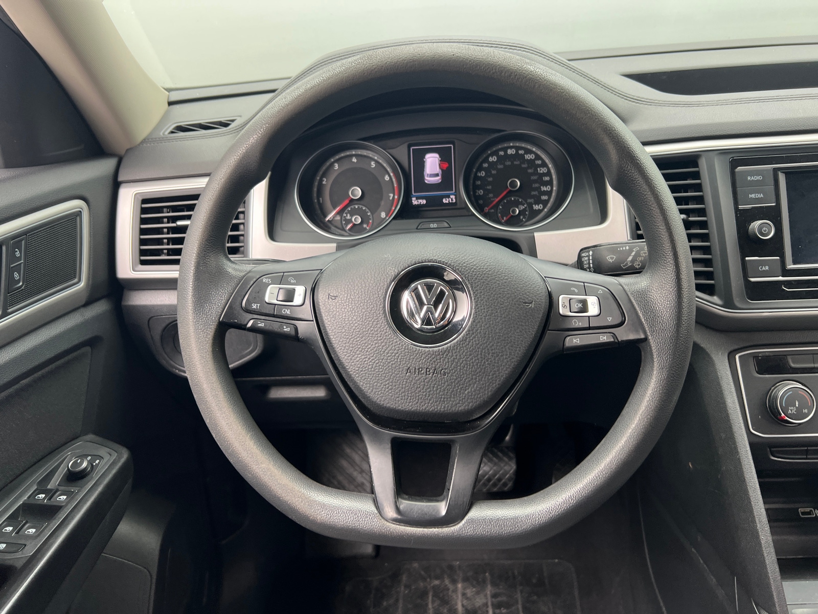 Thumbnail: 2018 Volkswagen Atlas - 5