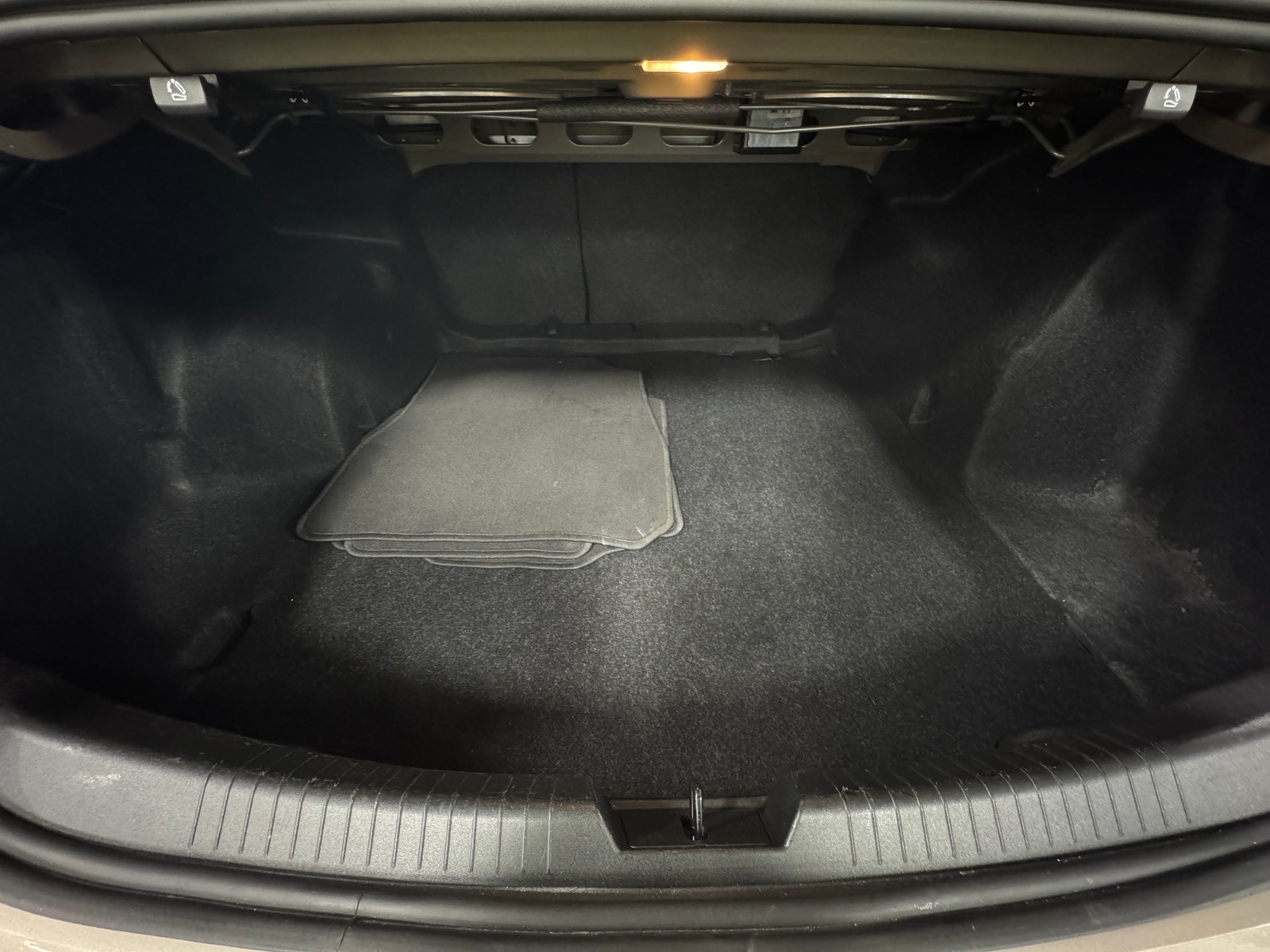 Thumbnail: 2025 Chevrolet Malibu - 7