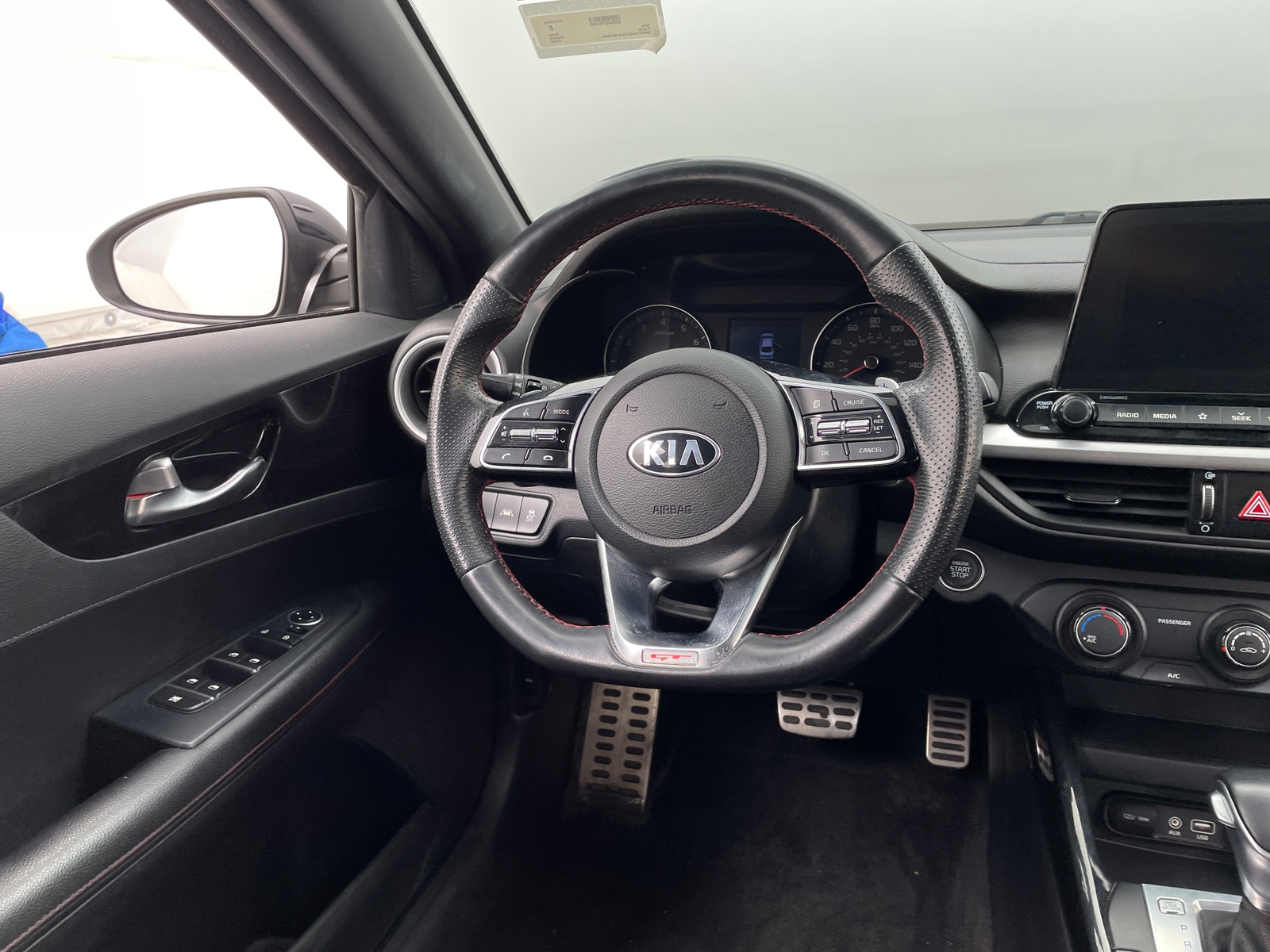 Thumbnail: 2020 Kia Forte - 4