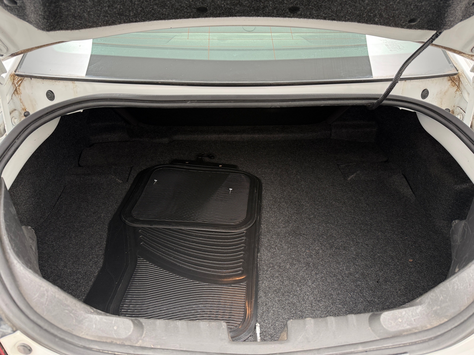 Thumbnail: 2014 Chevrolet Camaro - 5