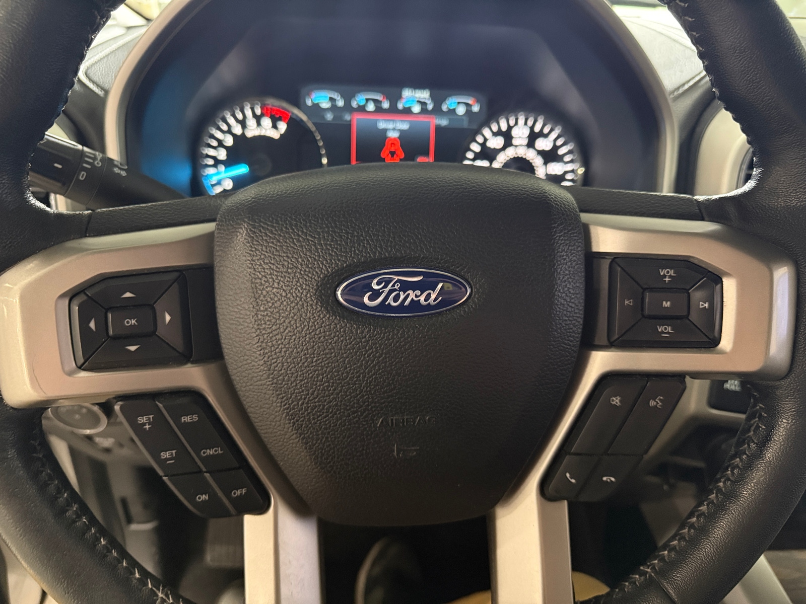 Thumbnail: 2020 Ford Econoline - 4