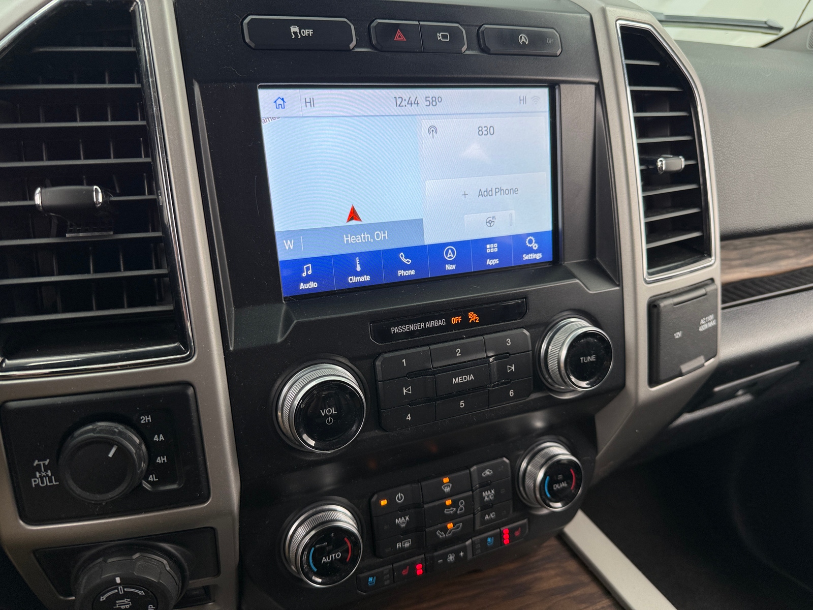 Thumbnail: 2020 Ford Econoline - 3