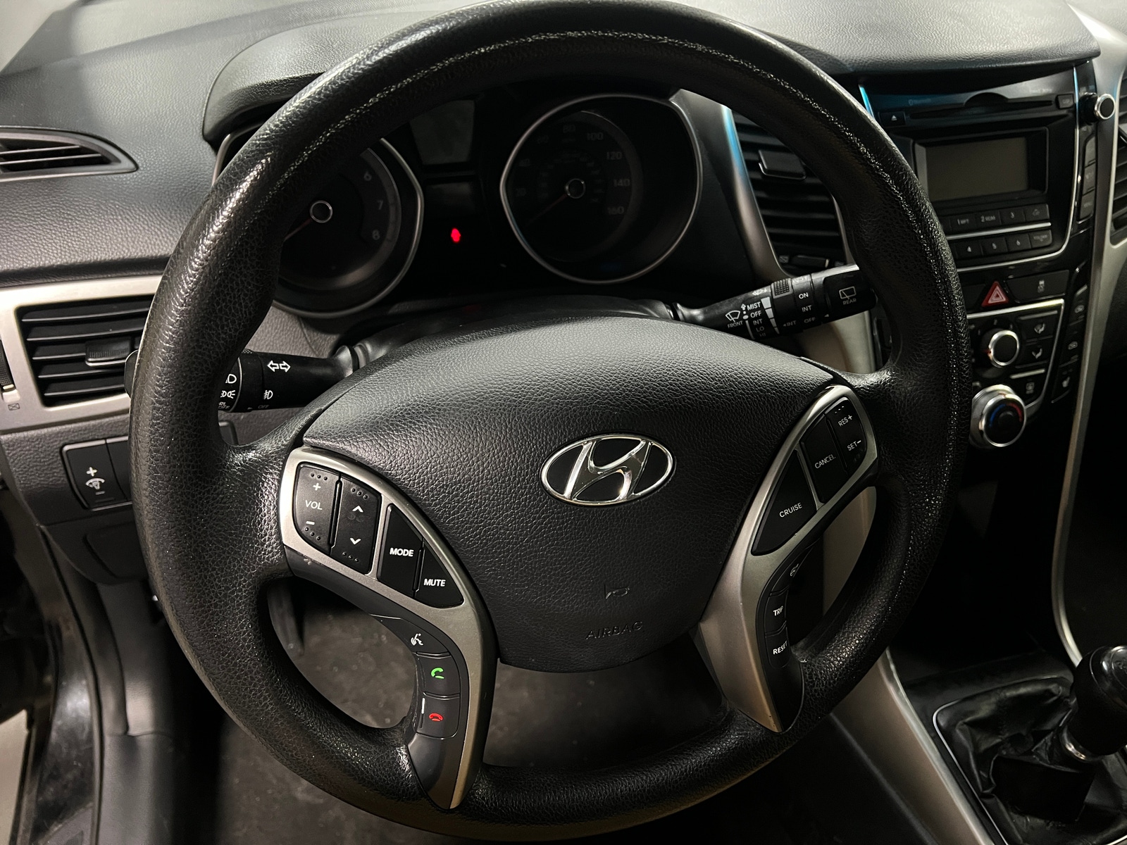 Thumbnail: 2013 Hyundai Elantra - 5