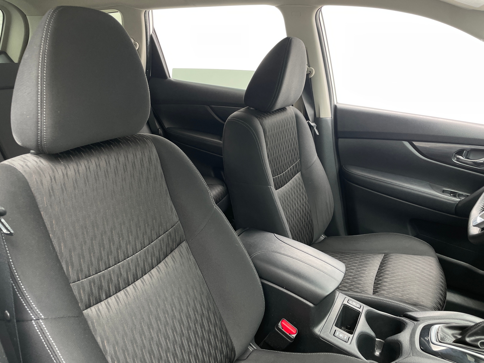 Thumbnail: 2020 Nissan Rogue - 2