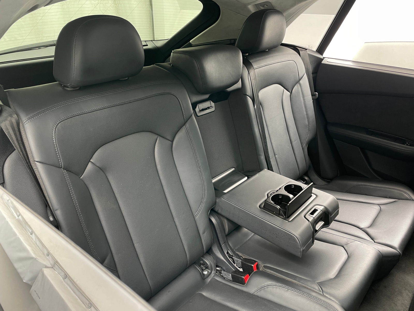 Thumbnail: 2019 Audi Q8 - 6