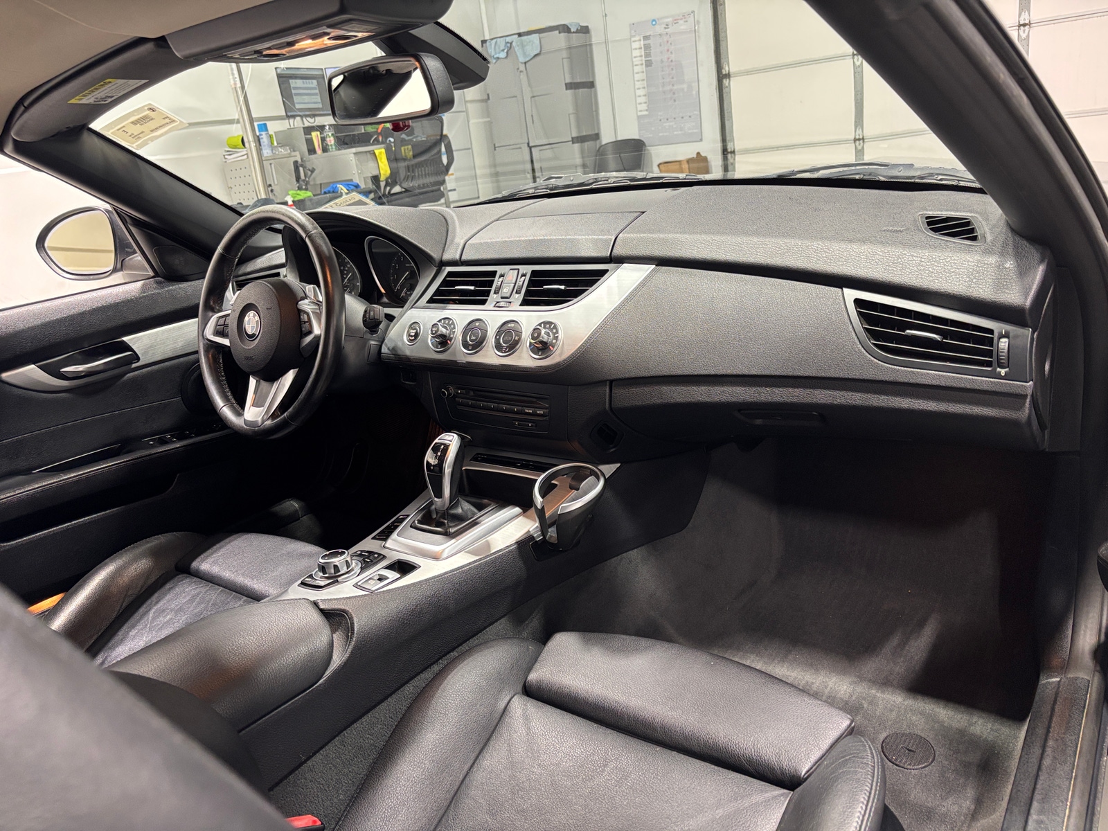 Thumbnail: 2011 BMW Z4 - 3