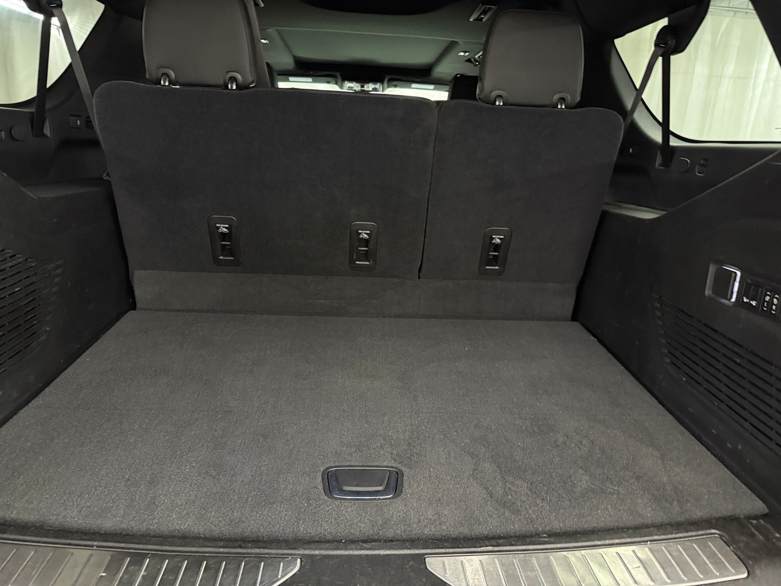 Thumbnail: 2021 Chevrolet Suburban - 6