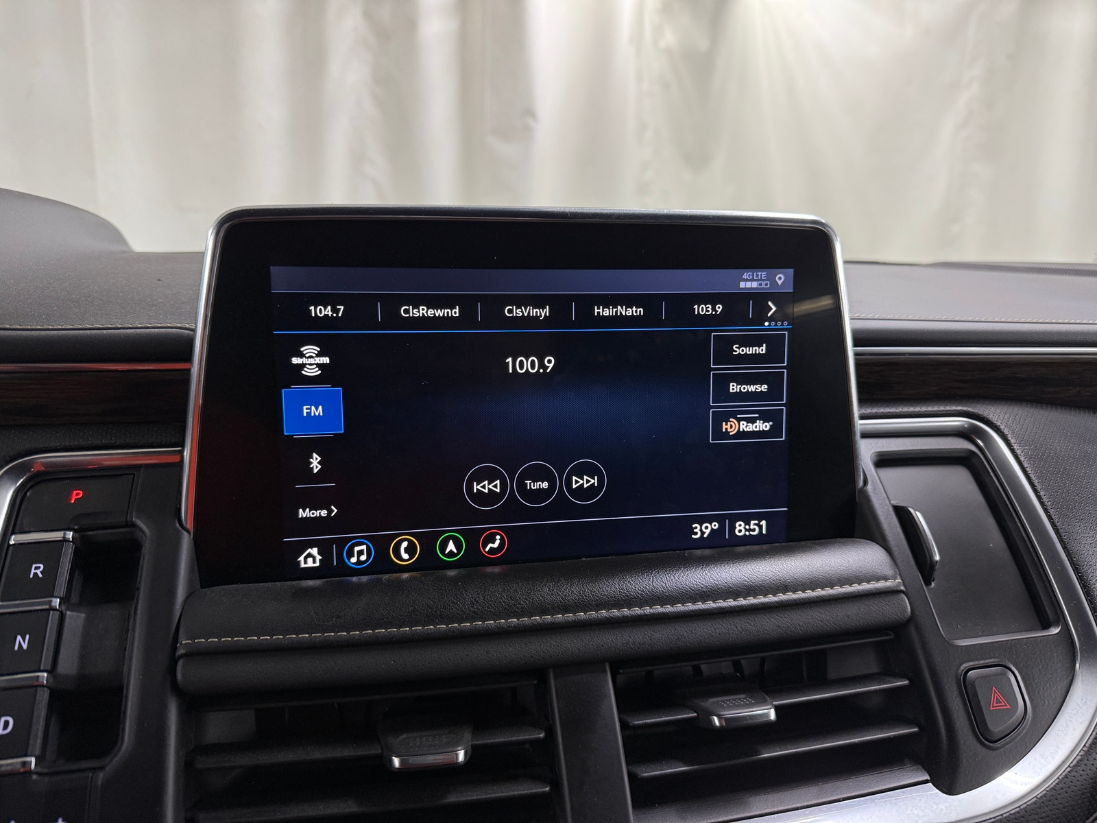 Thumbnail: 2021 Chevrolet Suburban - 3