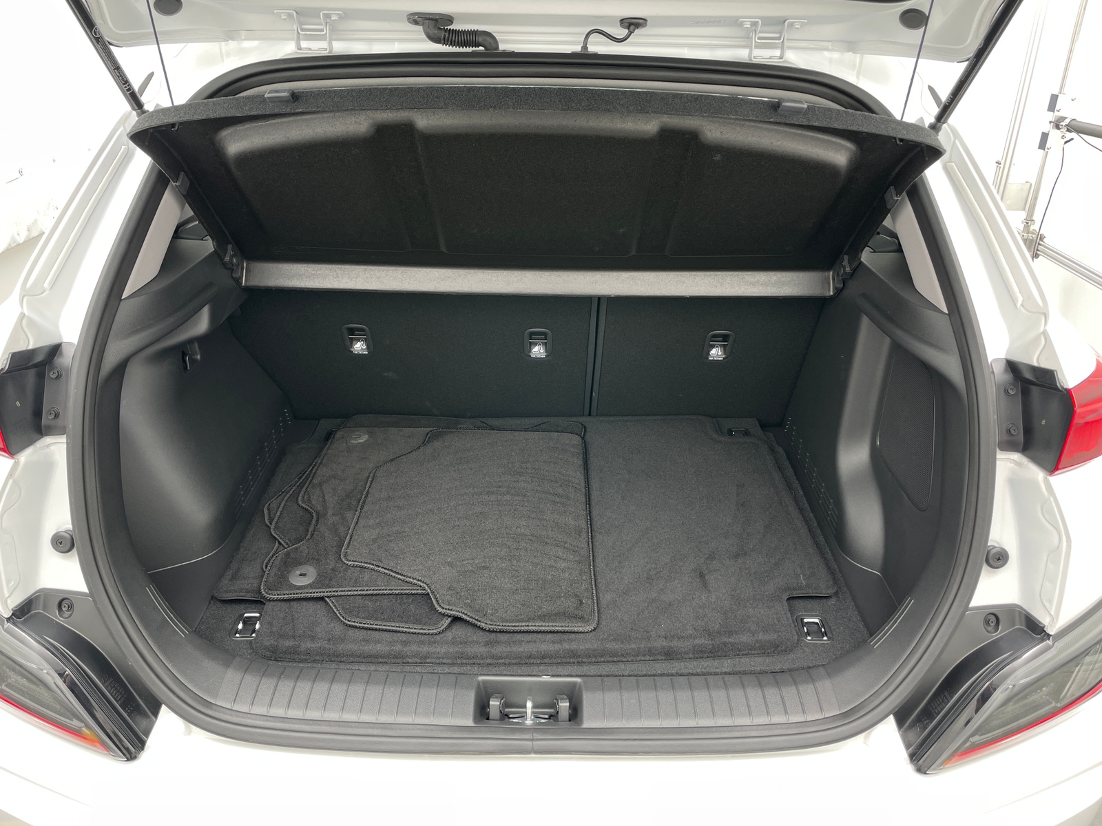 Thumbnail: 2023 Hyundai Kona - 6