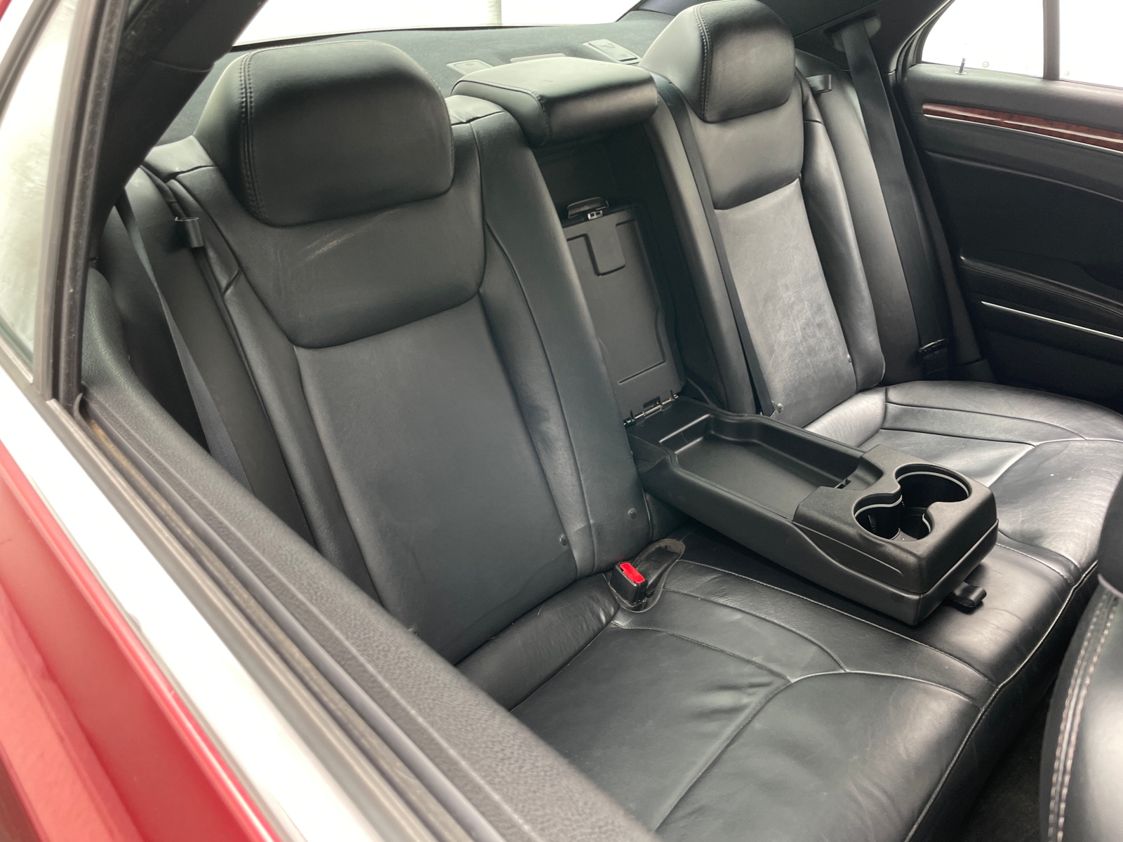 Thumbnail: 2014 Chrysler 300 - 5