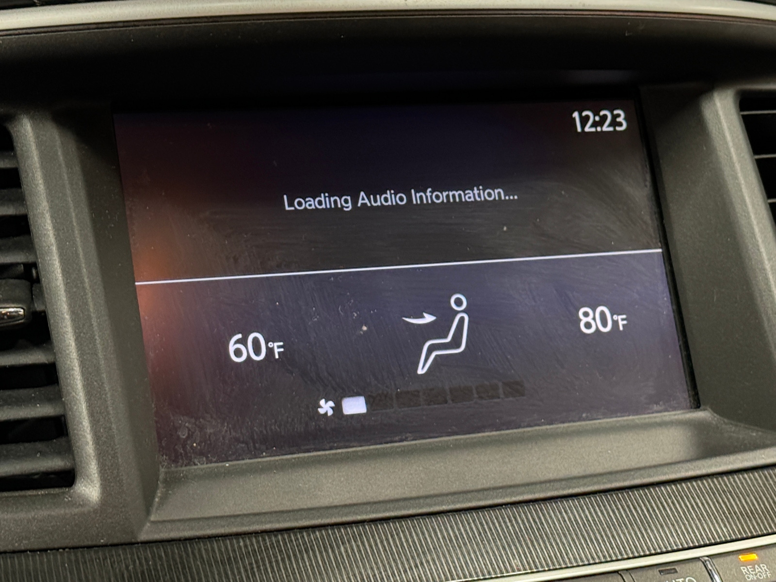 Thumbnail: 2019 INFINITI QX60 - 3