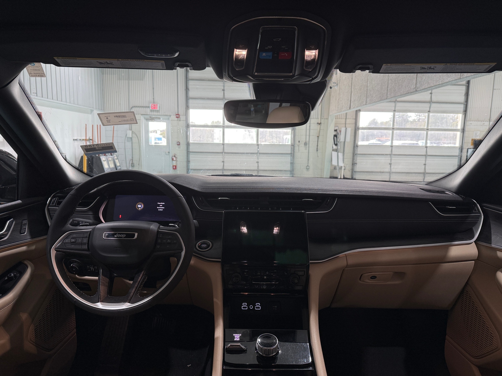 Thumbnail: 2023 Jeep Grand Cherokee L - 2