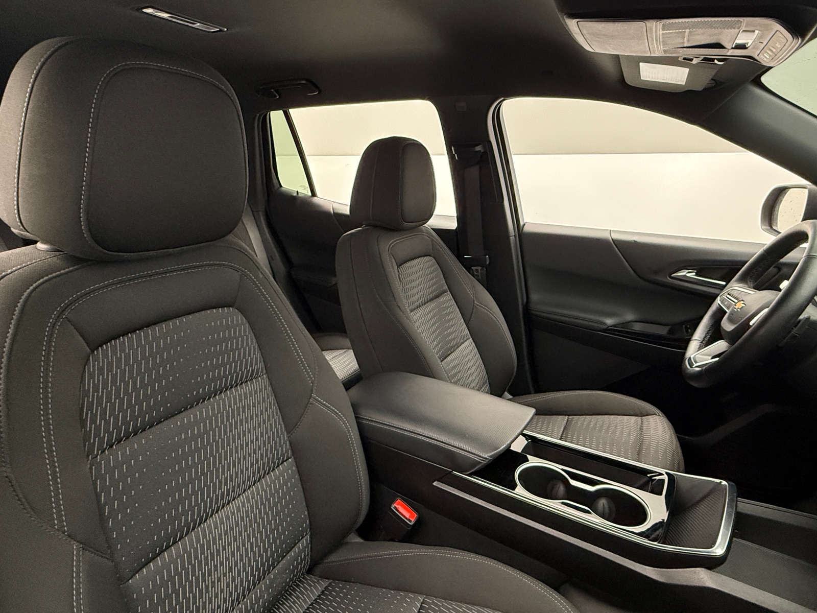 Thumbnail: 2025 Chevrolet Equinox - 2