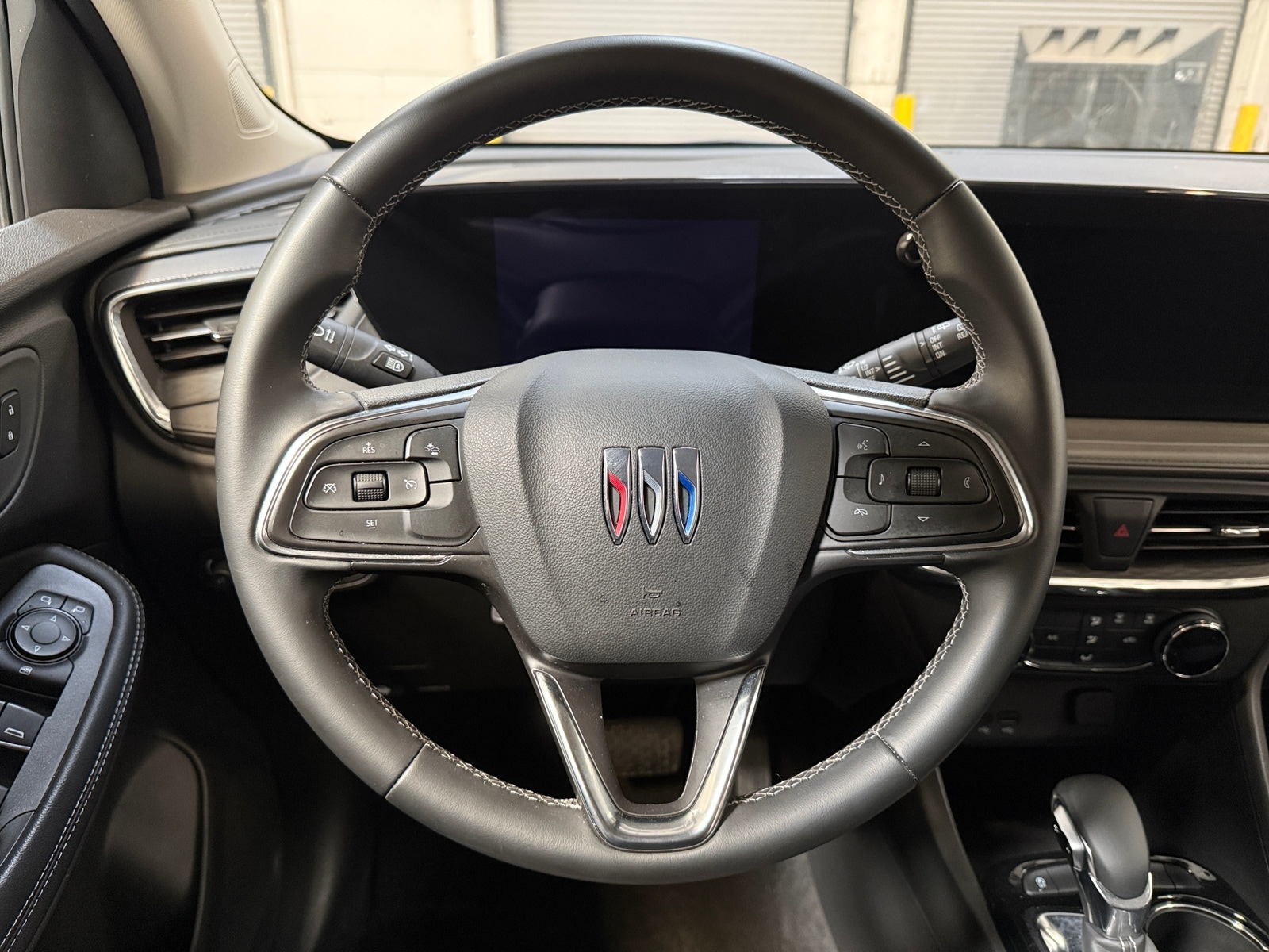 Thumbnail: 2025 Buick Encore GX - 4
