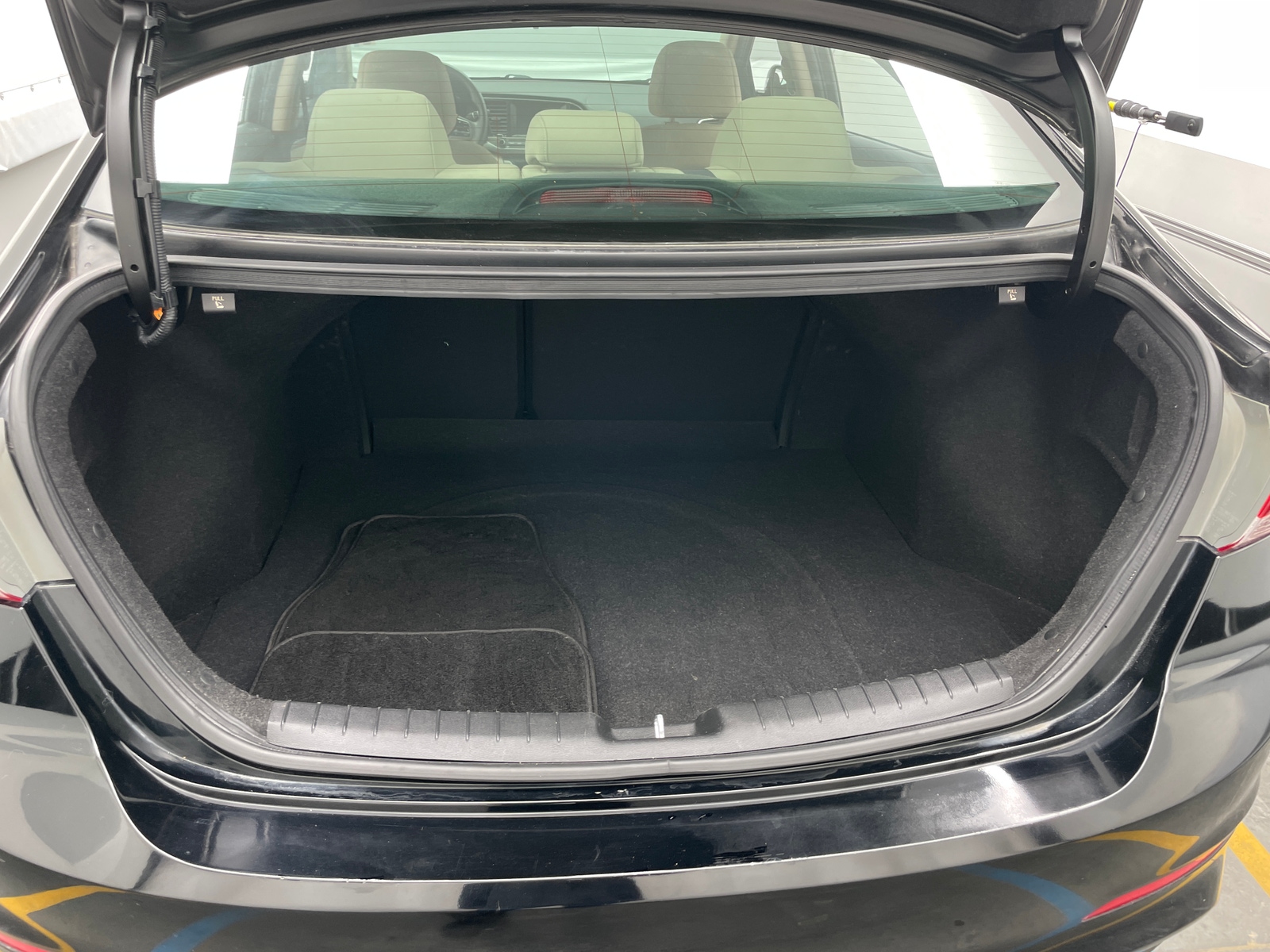 Thumbnail: 2018 Hyundai Elantra - 7