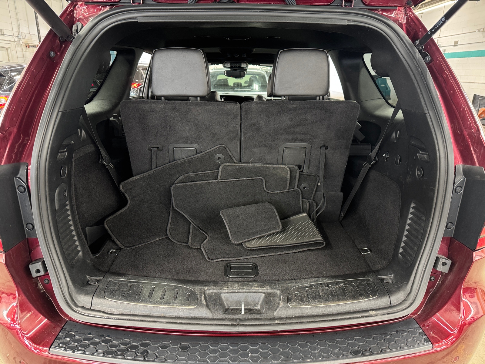 Thumbnail: 2022 Dodge Durango - 6