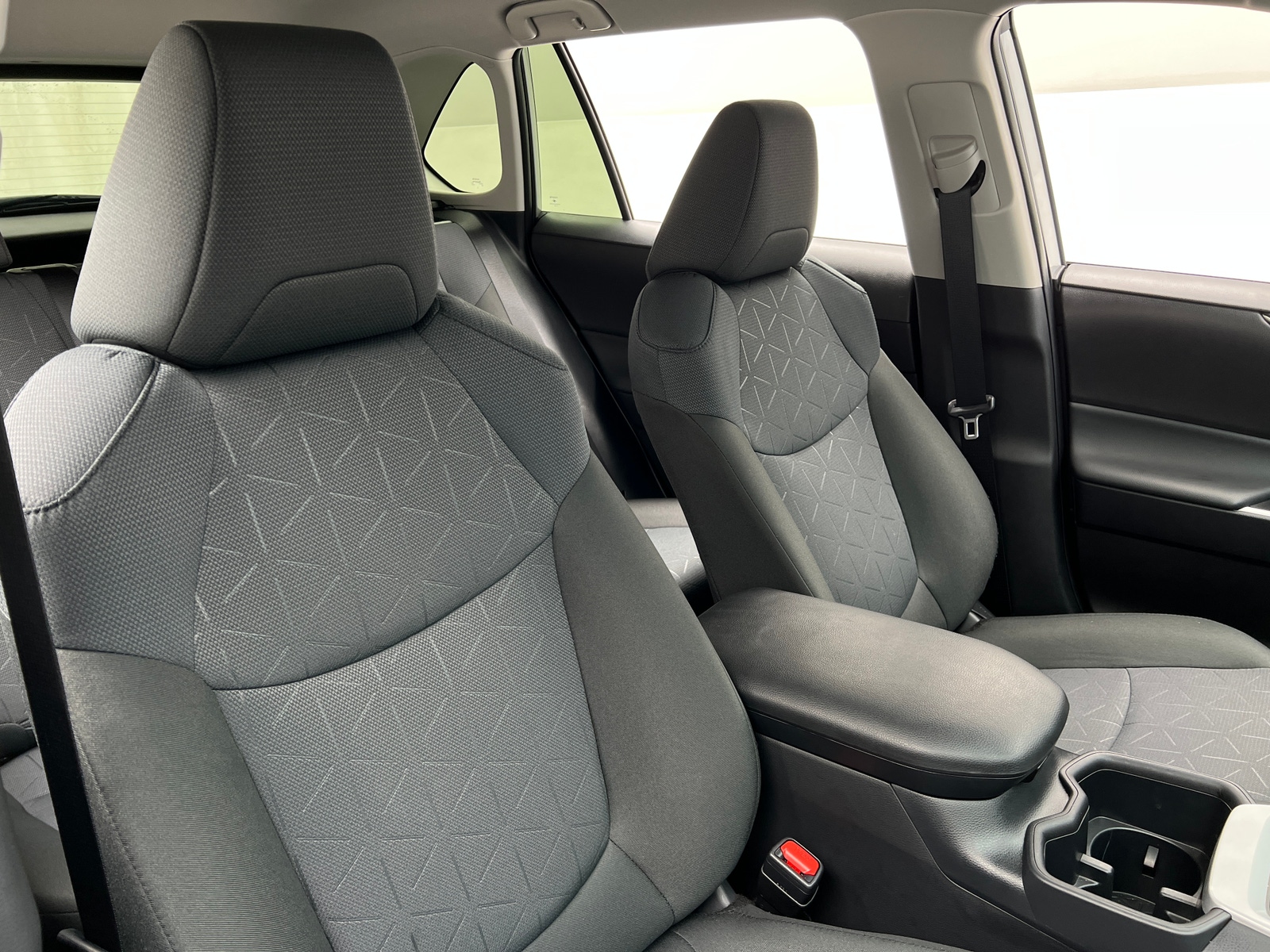 Thumbnail: 2025 Toyota RAV4 - 2