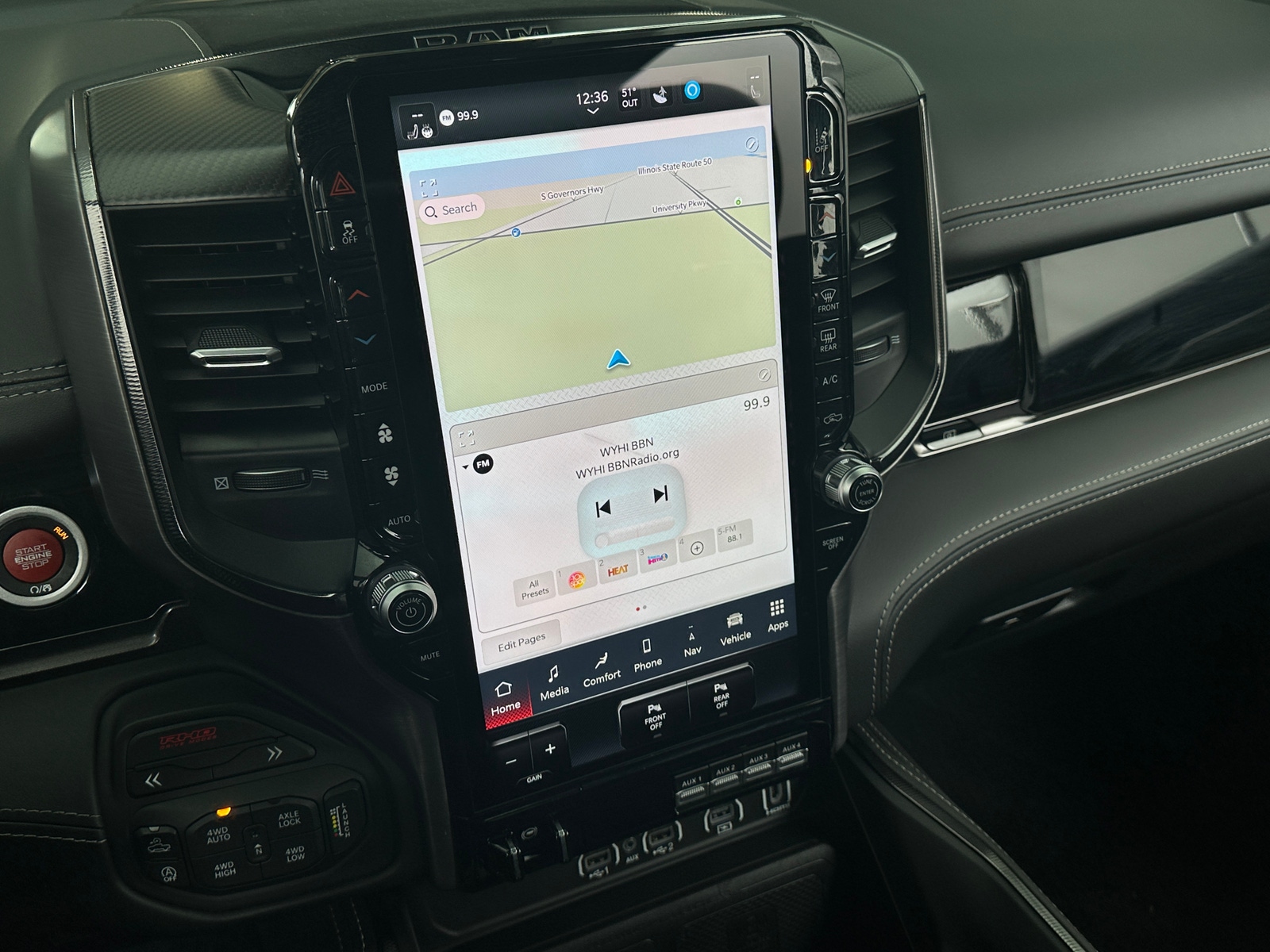 Thumbnail: 2025 RAM 1500 - 3