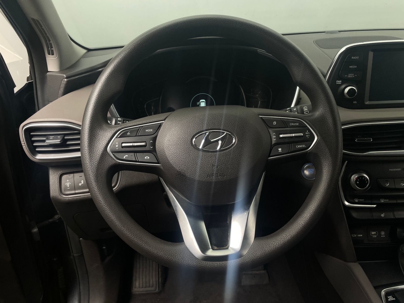 Thumbnail: 2020 Hyundai Santa Fe - 5