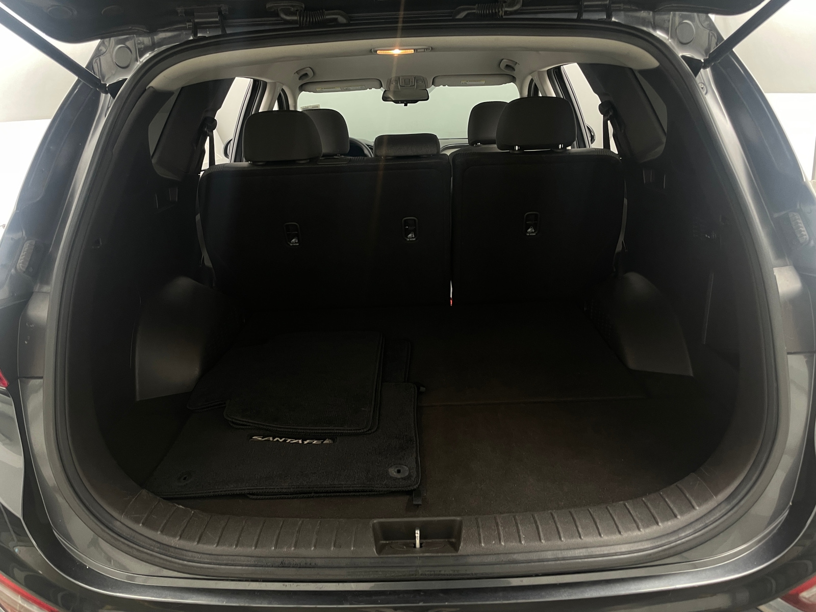 Thumbnail: 2020 Hyundai Santa Fe - 7